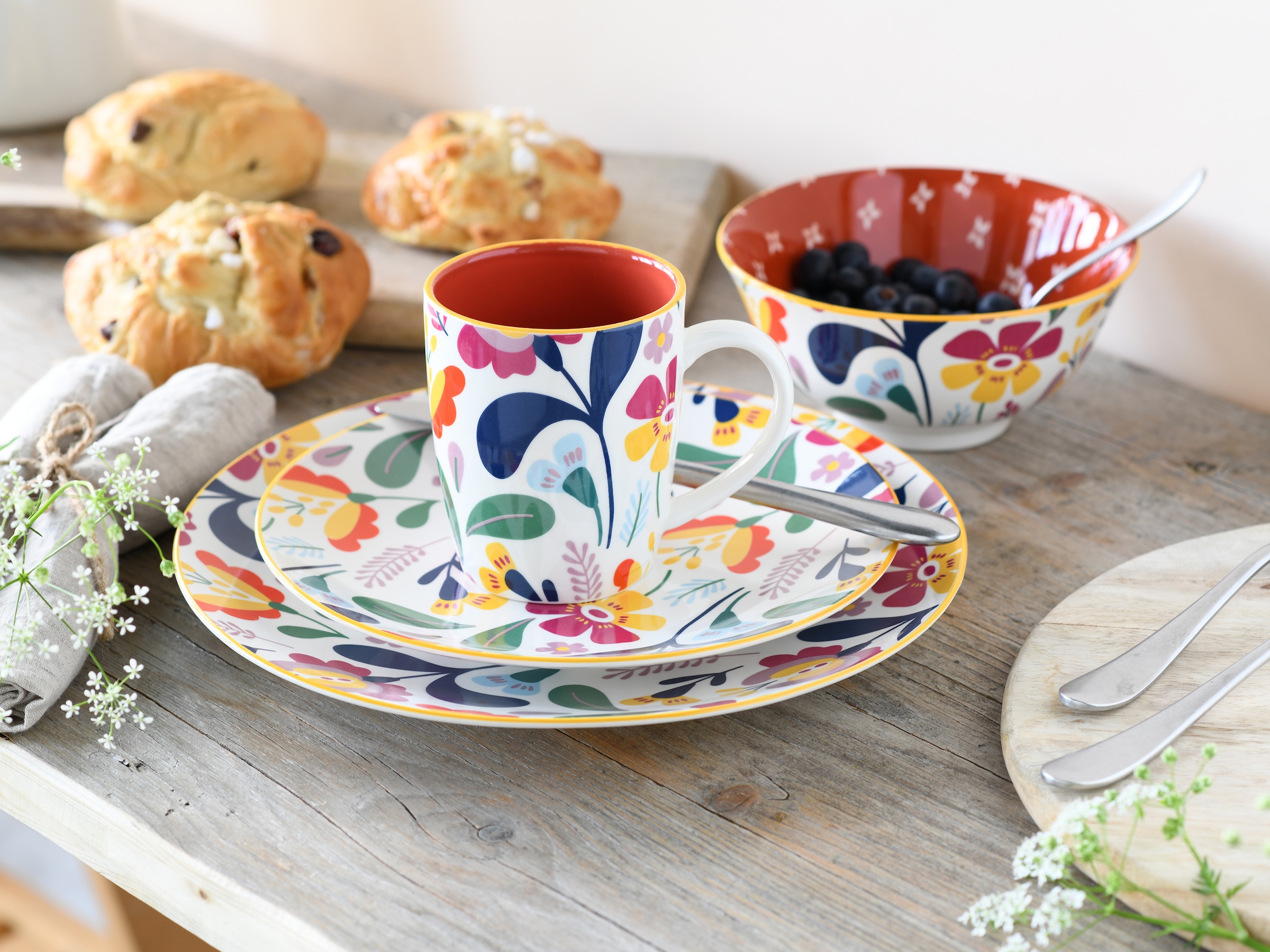 CreaTable Teller-Set »Folklore Bunt, Teller Set 12-tlg« Blumenmotive