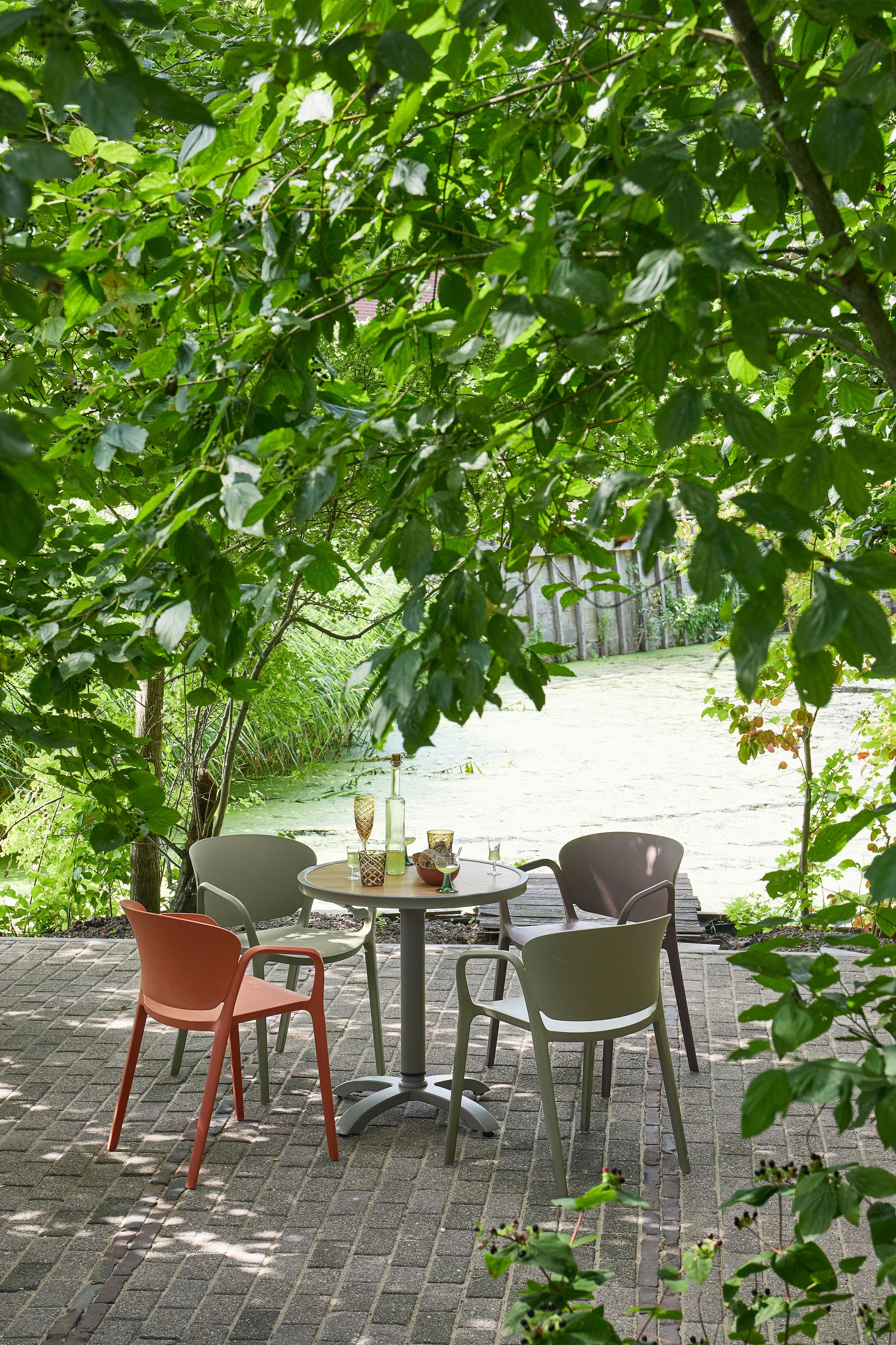 WOOOD Barhocker »WOOOD Jeppe Höhenverstellbarer Bartisch« Höhenverstellbarer Aluminium-Bartisch, flexibel & für Indoor/Outdoor.