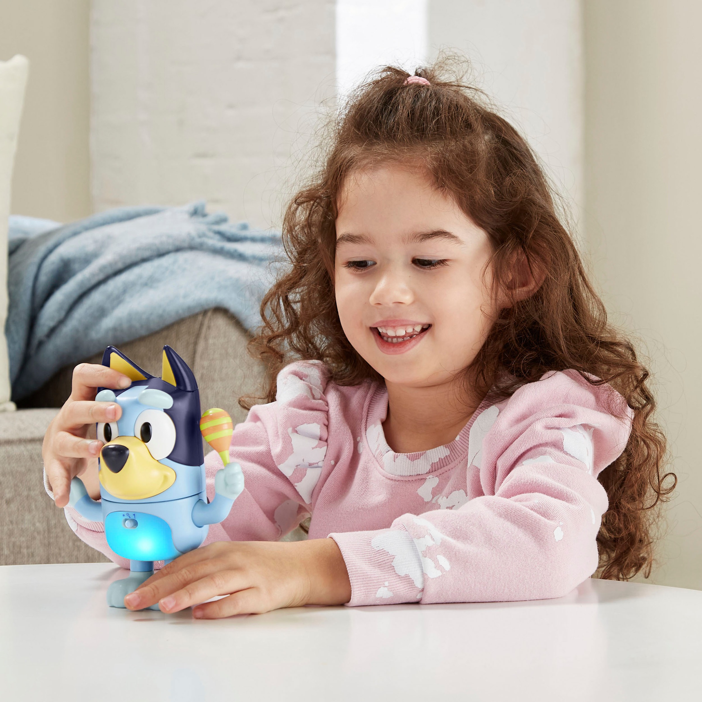 Vtech® Spielfigur »Bluey - Dreh- & Zieh-Reaktionsspiel«, mit Licht- und Soundeffekt