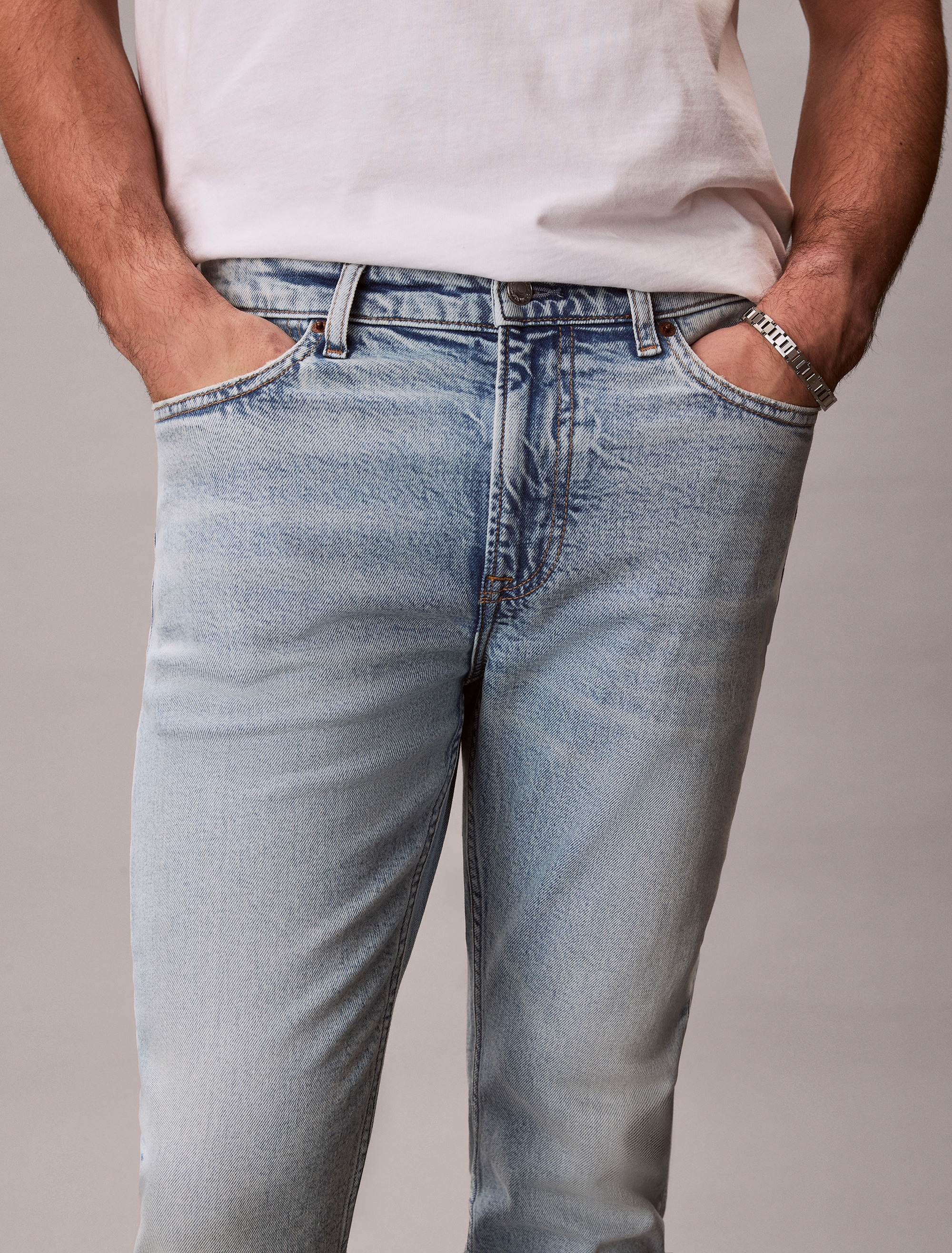 Calvin Klein Jeans »SLIM TAPER« mit Markenlabel