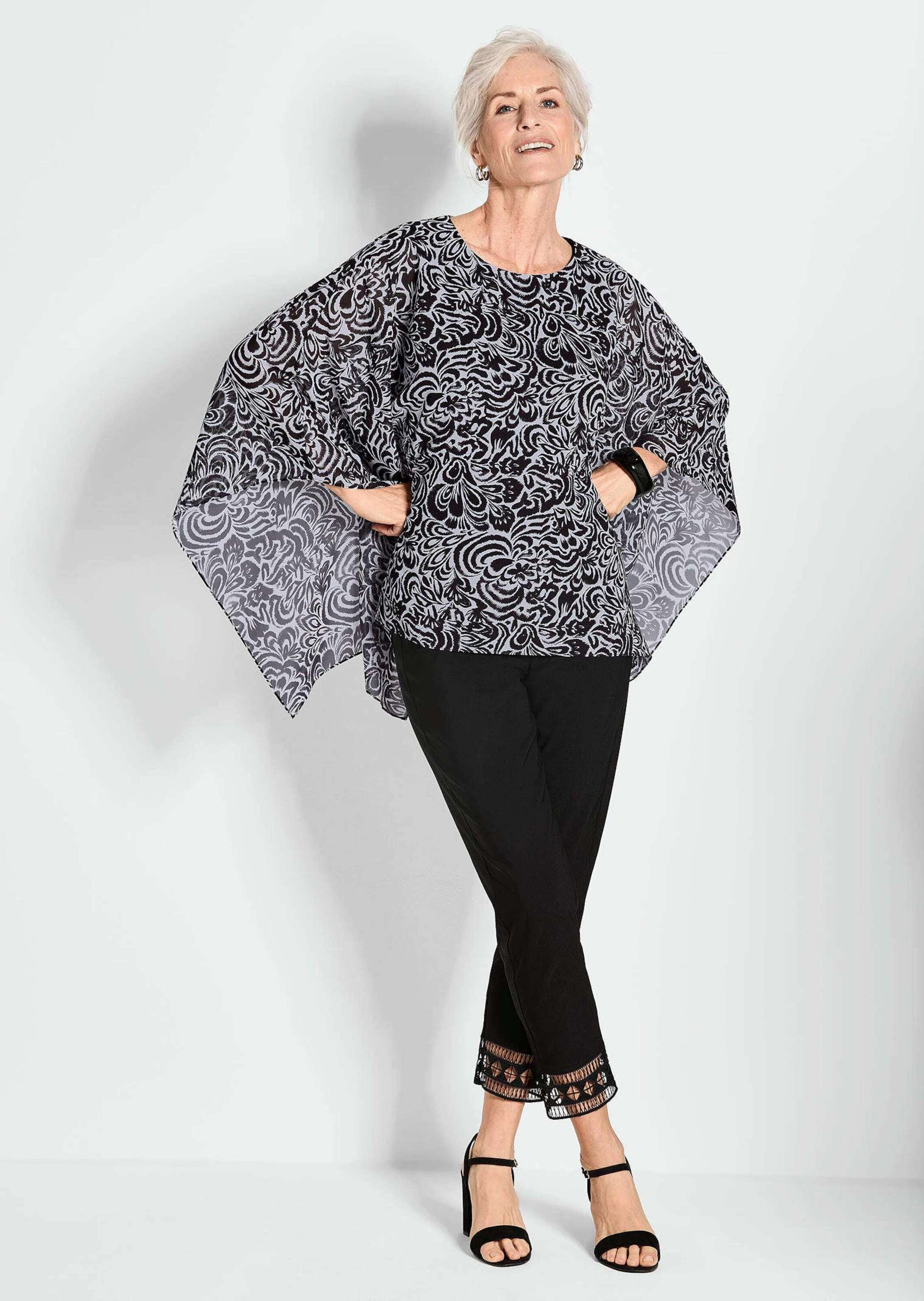 GOLDNER Satinbluse »Kurzgröße Tunikbluse mit Chiffon-Überwurf, Print«