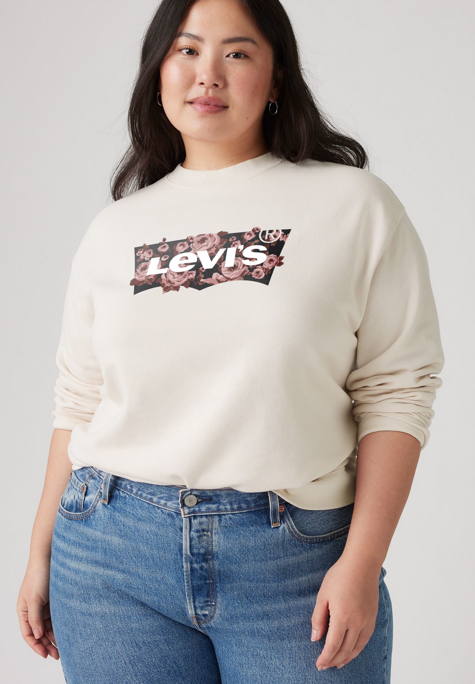 Levi's® Plus Sweatshirt »PL GR EVERYDAY CREW«, mit Batwing-Logo mit Rosenprint
