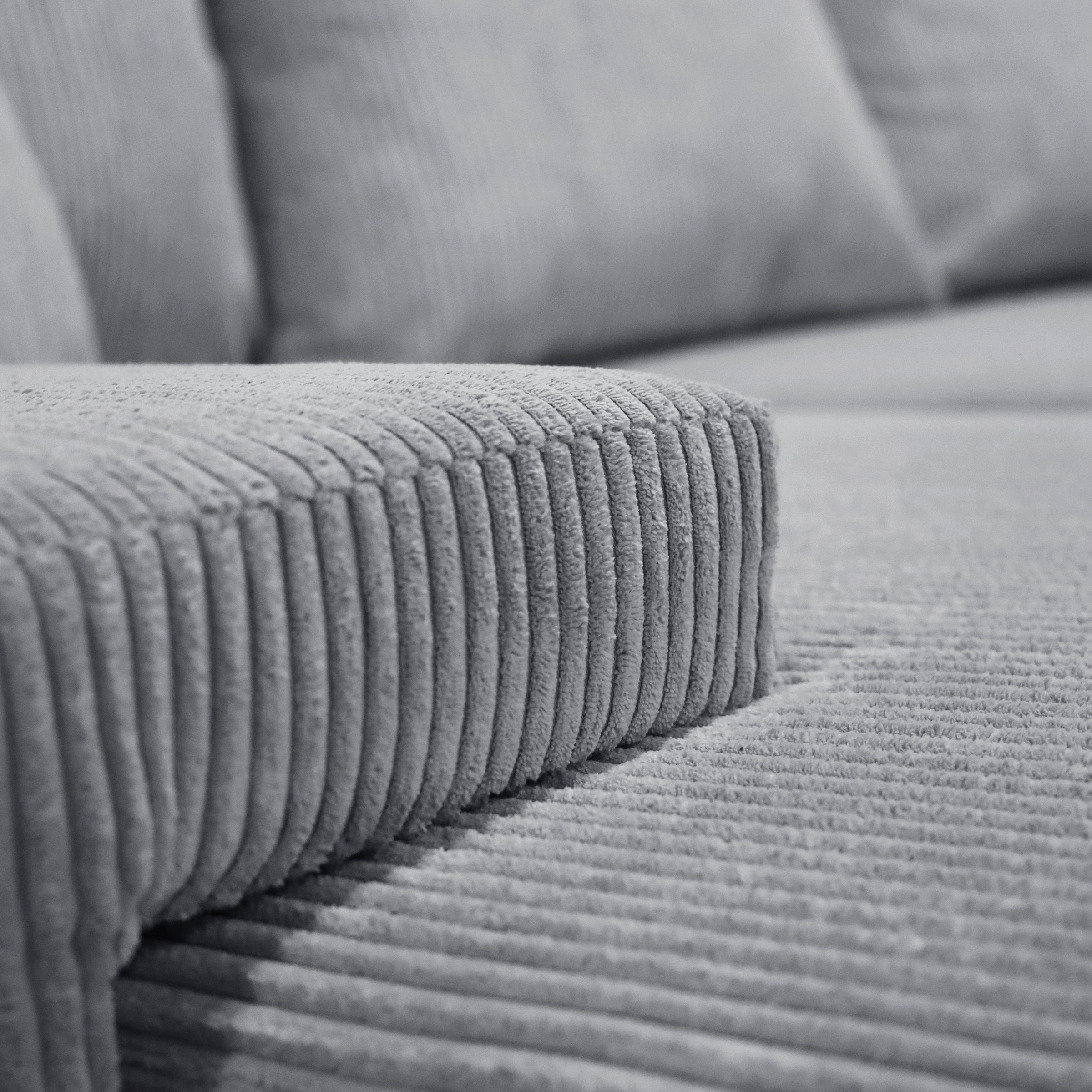 WERK2 Wohnlandschaft »Amalfi, B/T: 348/188 cm, in Cord mit Schlaffunktion & Bettkasten« modernes XXL Design, U-Form