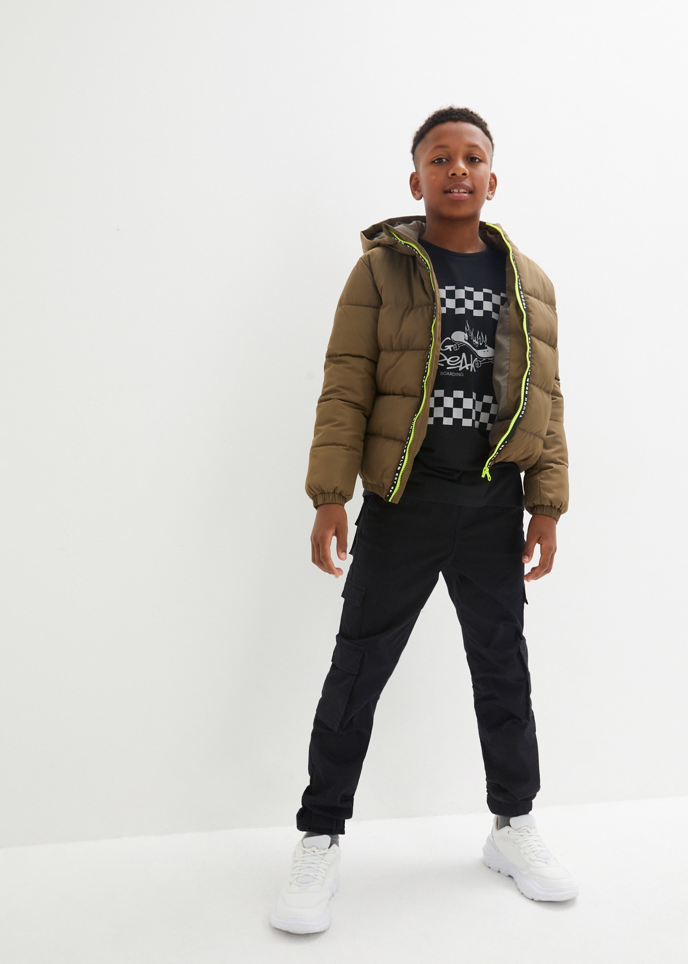 bonprix Cargohose  aus Baumwolle mit Elasthan, bequeme Passform, mit großen Taschen