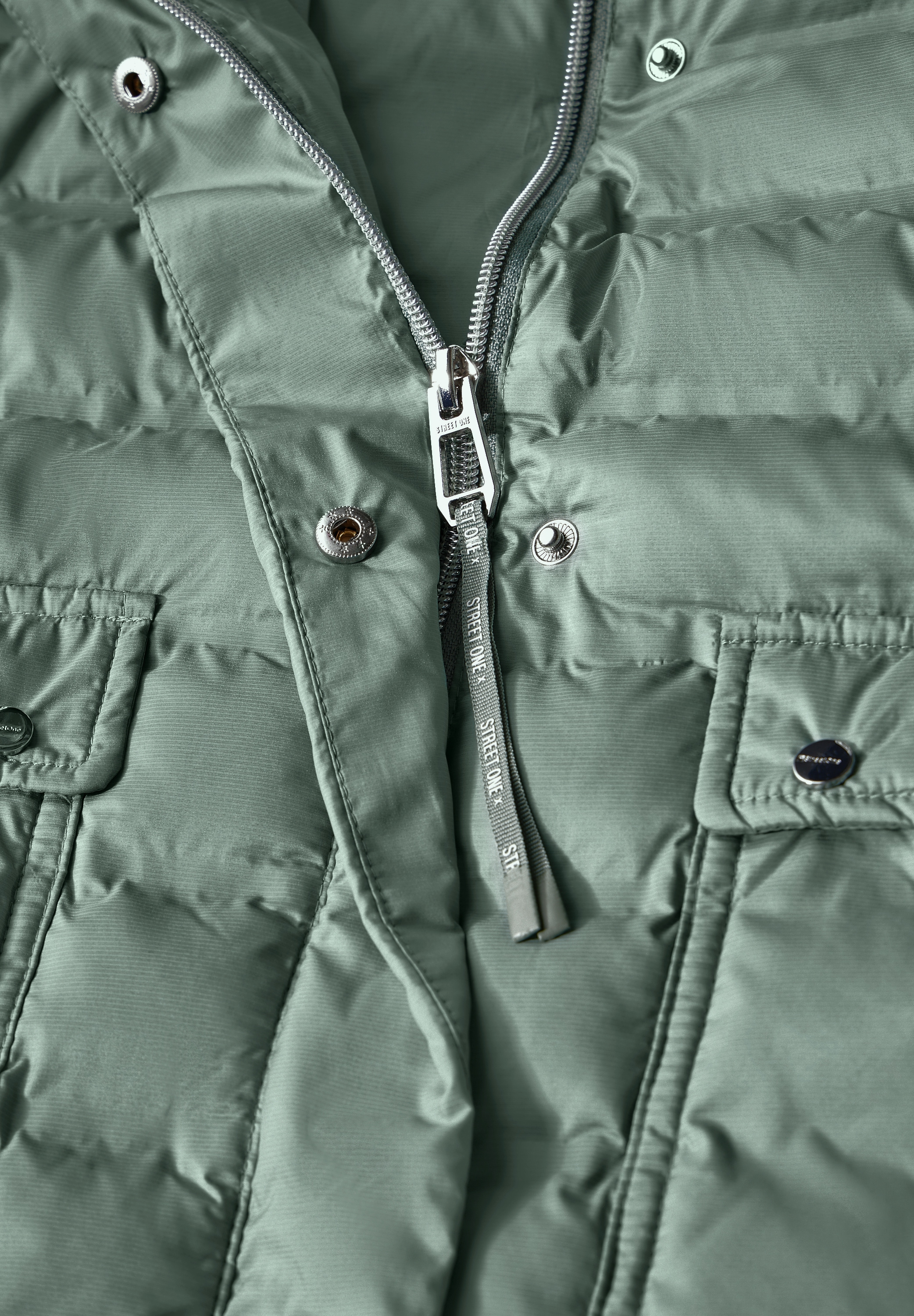 STREET ONE Steppjacke, mit Kapuze, mit abnehmbarer Kapuze