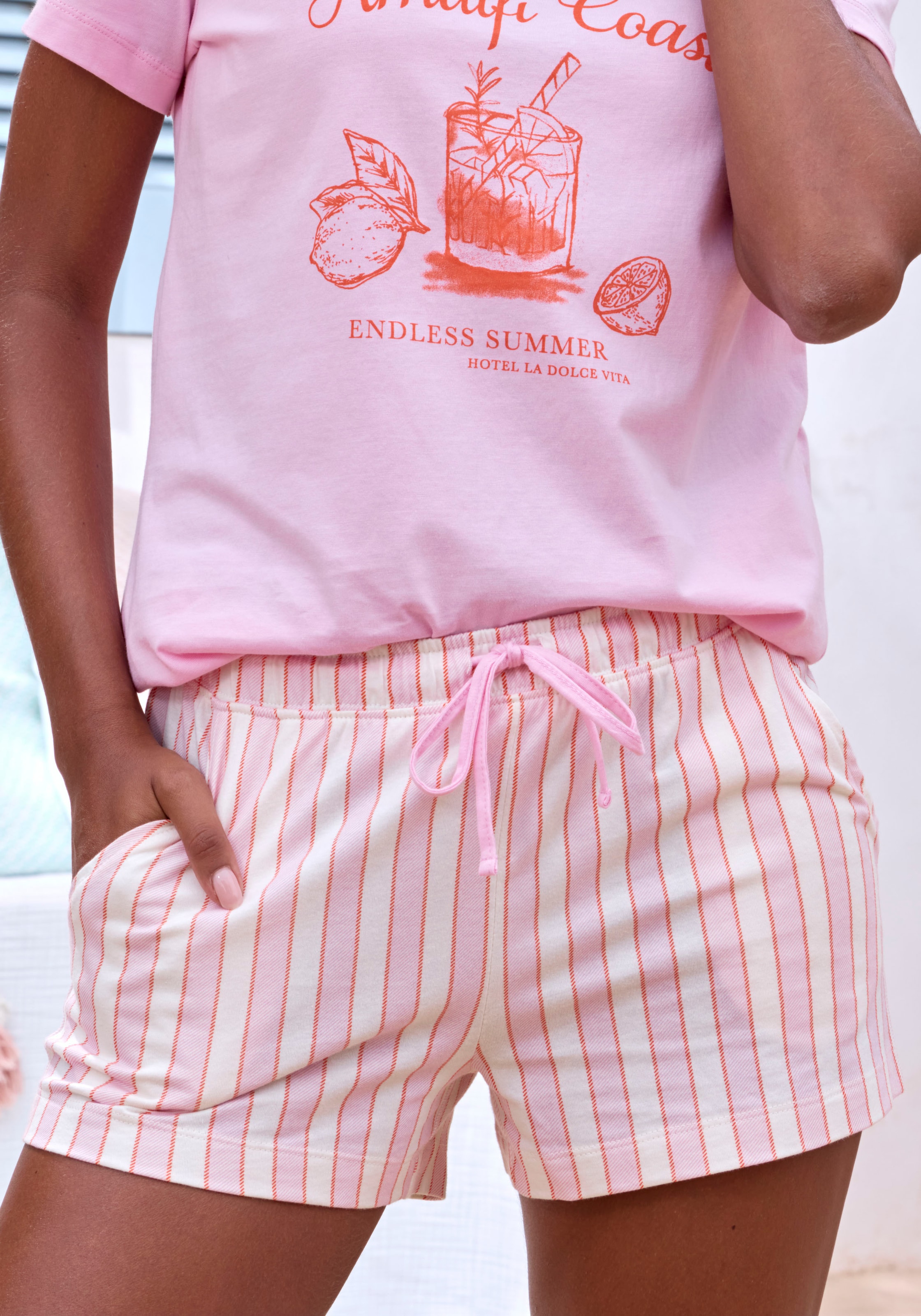 Vivance Dreams Pyjamashorts  mit zartem Streifenmuster