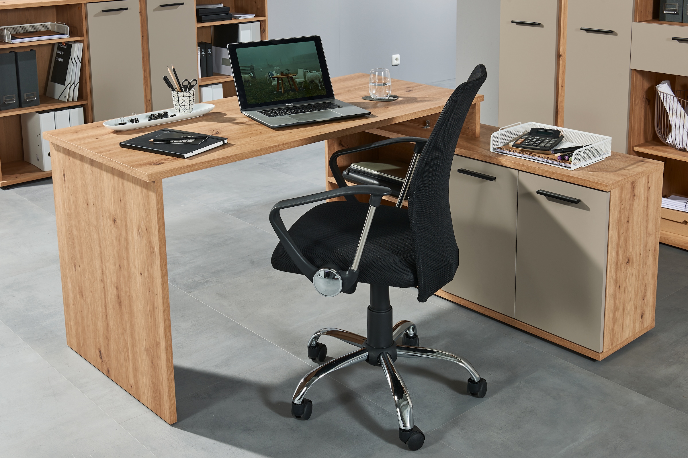 BEGA OFFICE Schreibtisch »Kanada, BxHxT 160x74x130 cm« 1 Stk. tlg. wechselseitig montierbar, Softclose für Türen, Breite: 160cm