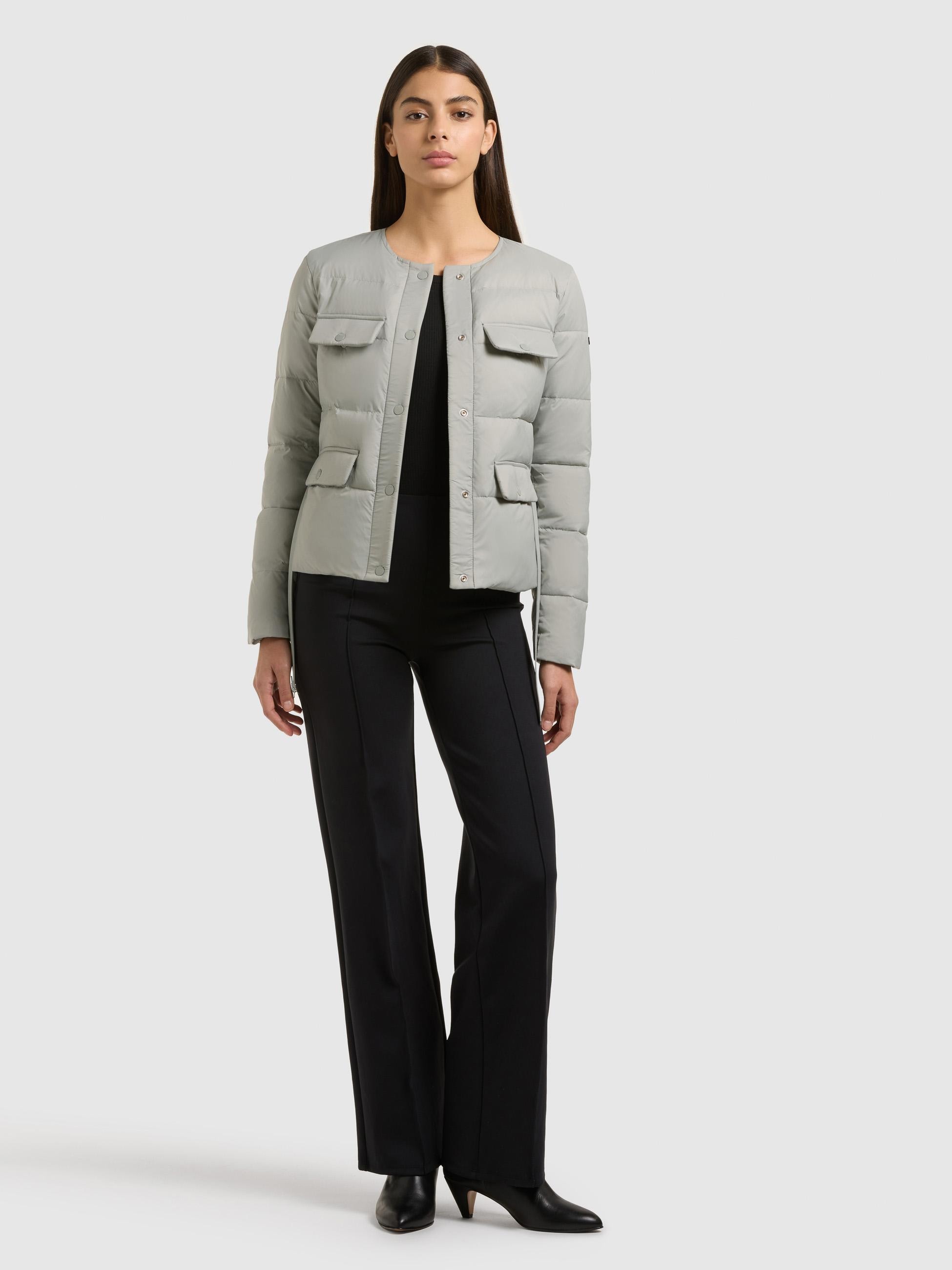 khujo Steppjacke »Steppjacke Cinnia« ohne Kapuze Elegante Damen Übergangsjacke mit Taillengürtel