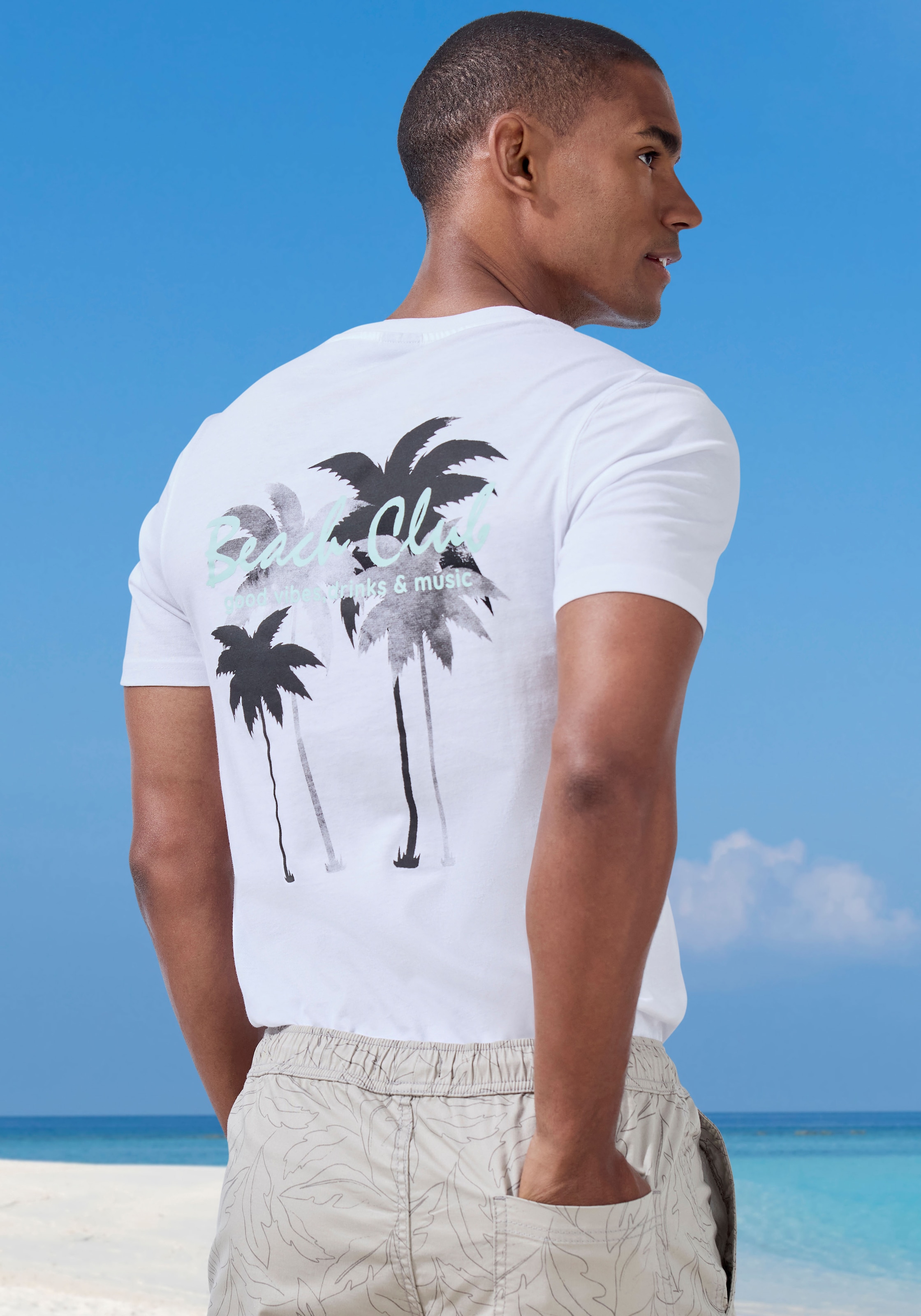 Beachtime T-Shirt »mit großem Rückenprint«, Regular-Fit, mit Print vorn und hinten