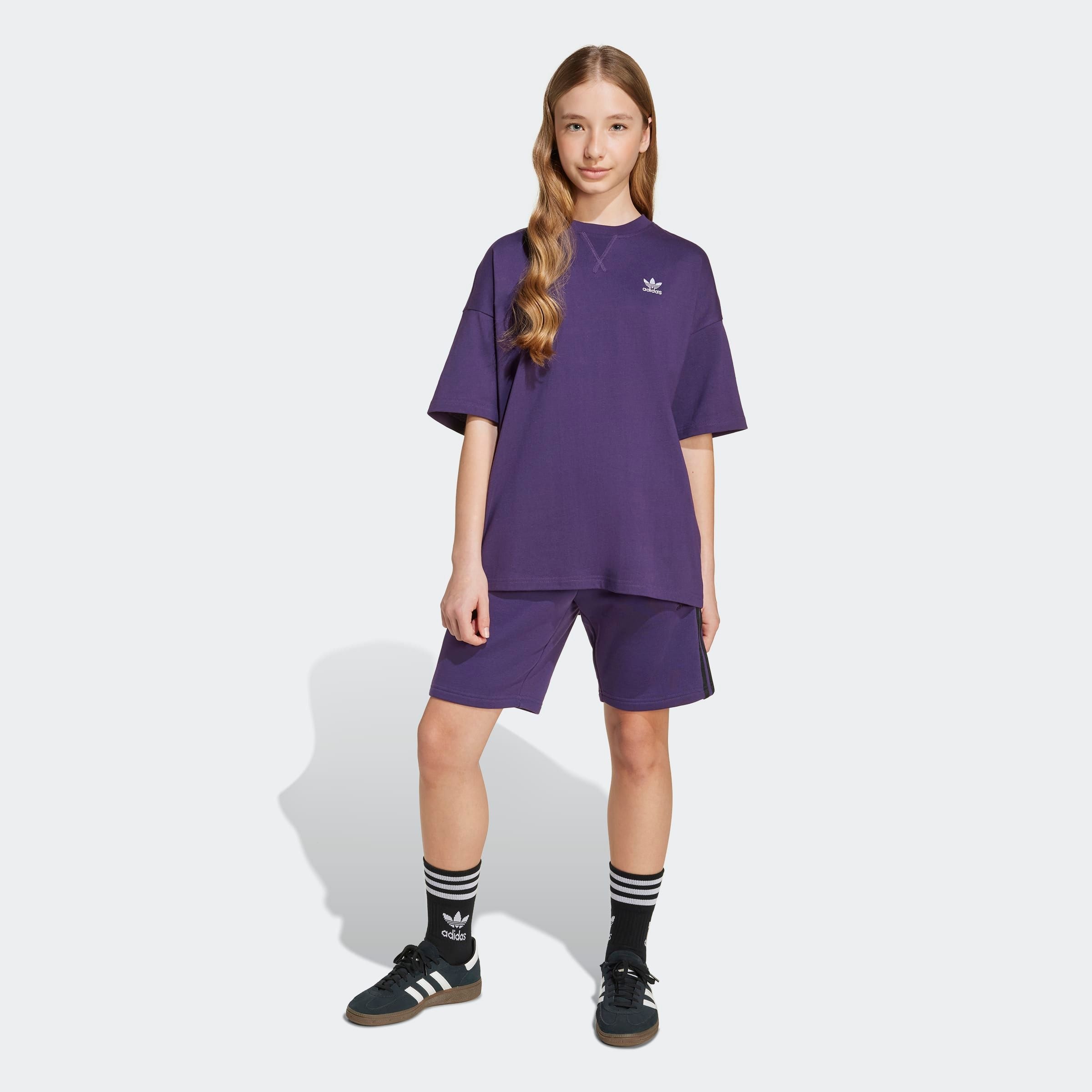 adidas Originals T-Shirt »TEE« lockere Passform, für Kinder, mit aufgesticktem Trefoil Logo