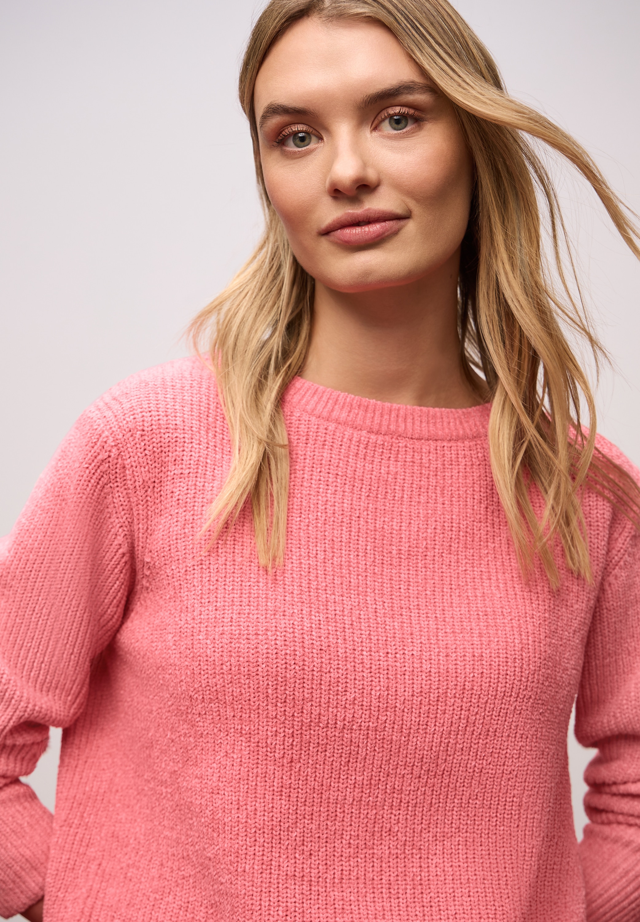 STREET ONE Strickpullover Chenille Pullover mit U-Boot-Auschnitt