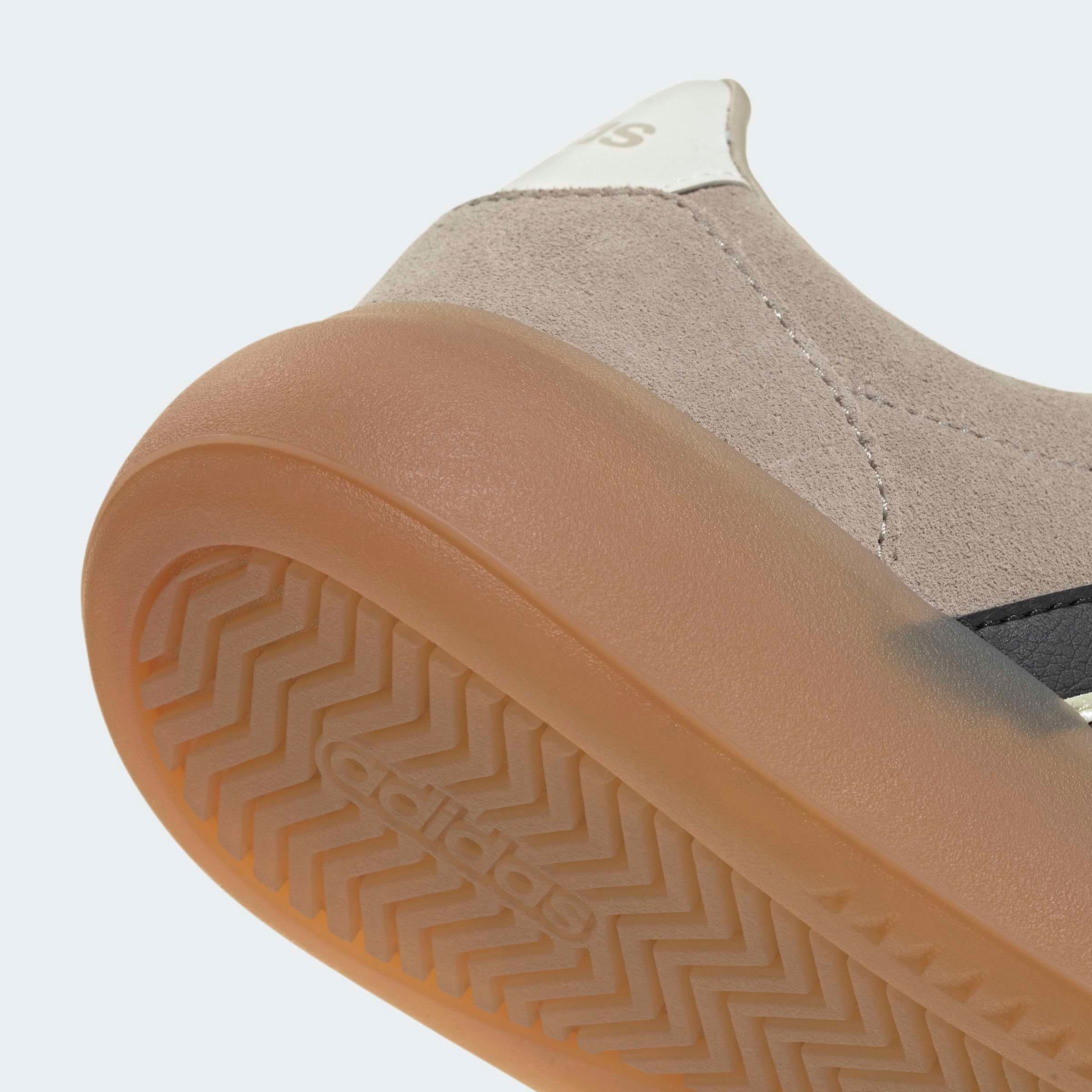 adidas Sportswear Sneaker »BARREDA DECODE«  inspiriert vom Design des adidas handball spezial