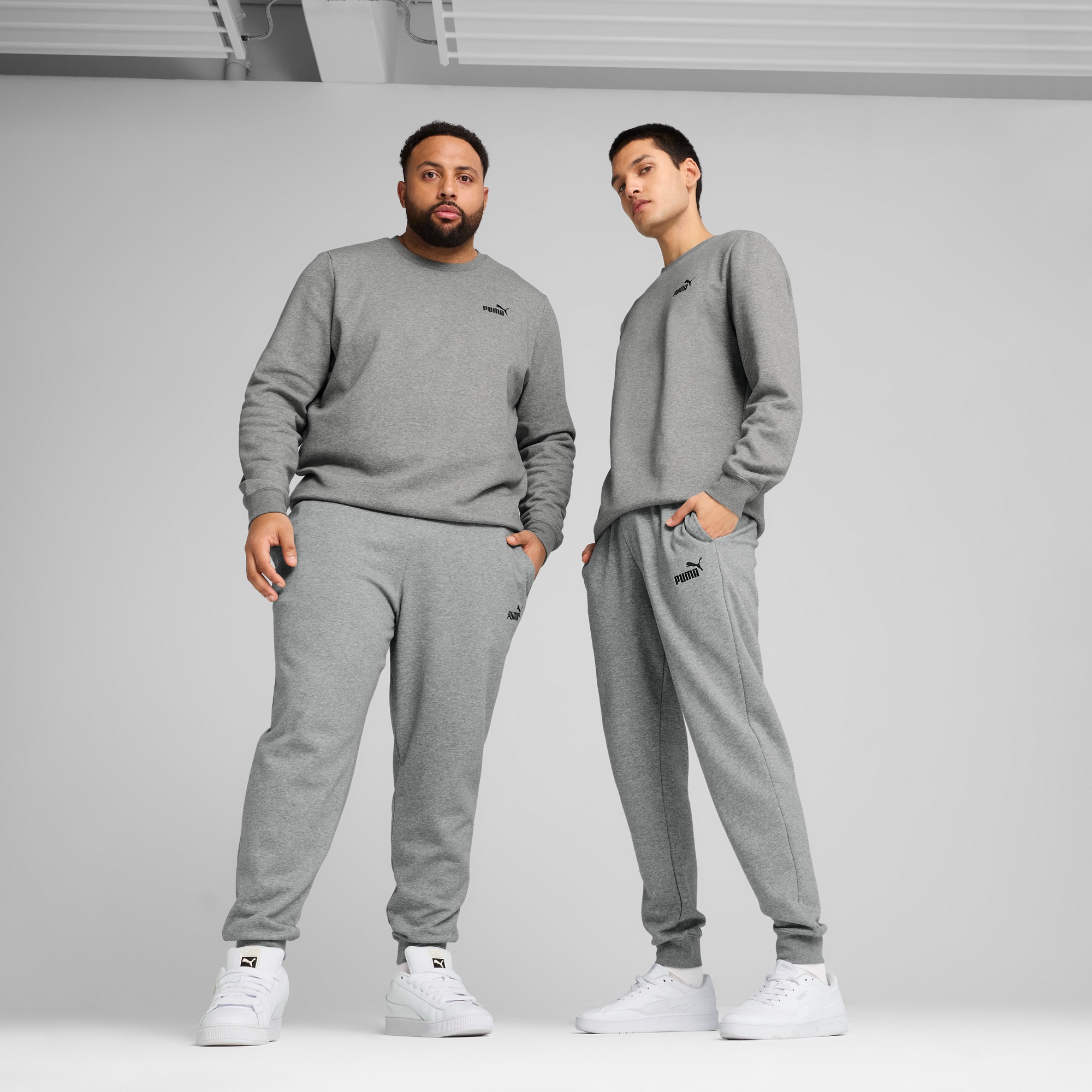 PUMA Trainingshose »ESS NO. 1 LOGO SWEATPANTS FL CL«