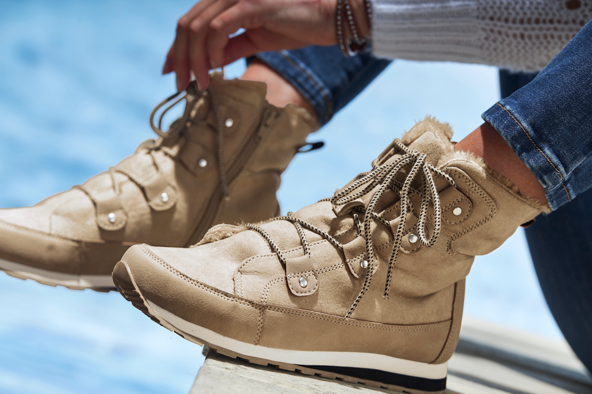 Vivance Stiefelette »Winterstiefel, Stiefel, Boots, Outdoorboots,«  mit Warmfutter und leichter Profilsohle VEGAN