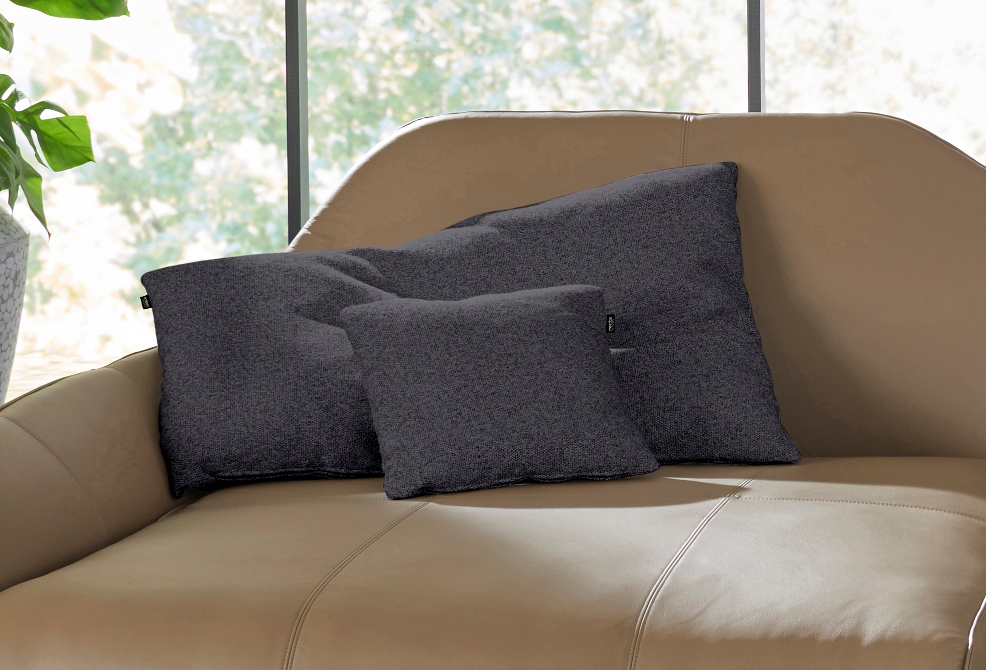 Creation BY ROLF BENZ Dekokissen »CR.480« wahlweise in Stoff oder Leder, in drei Größen