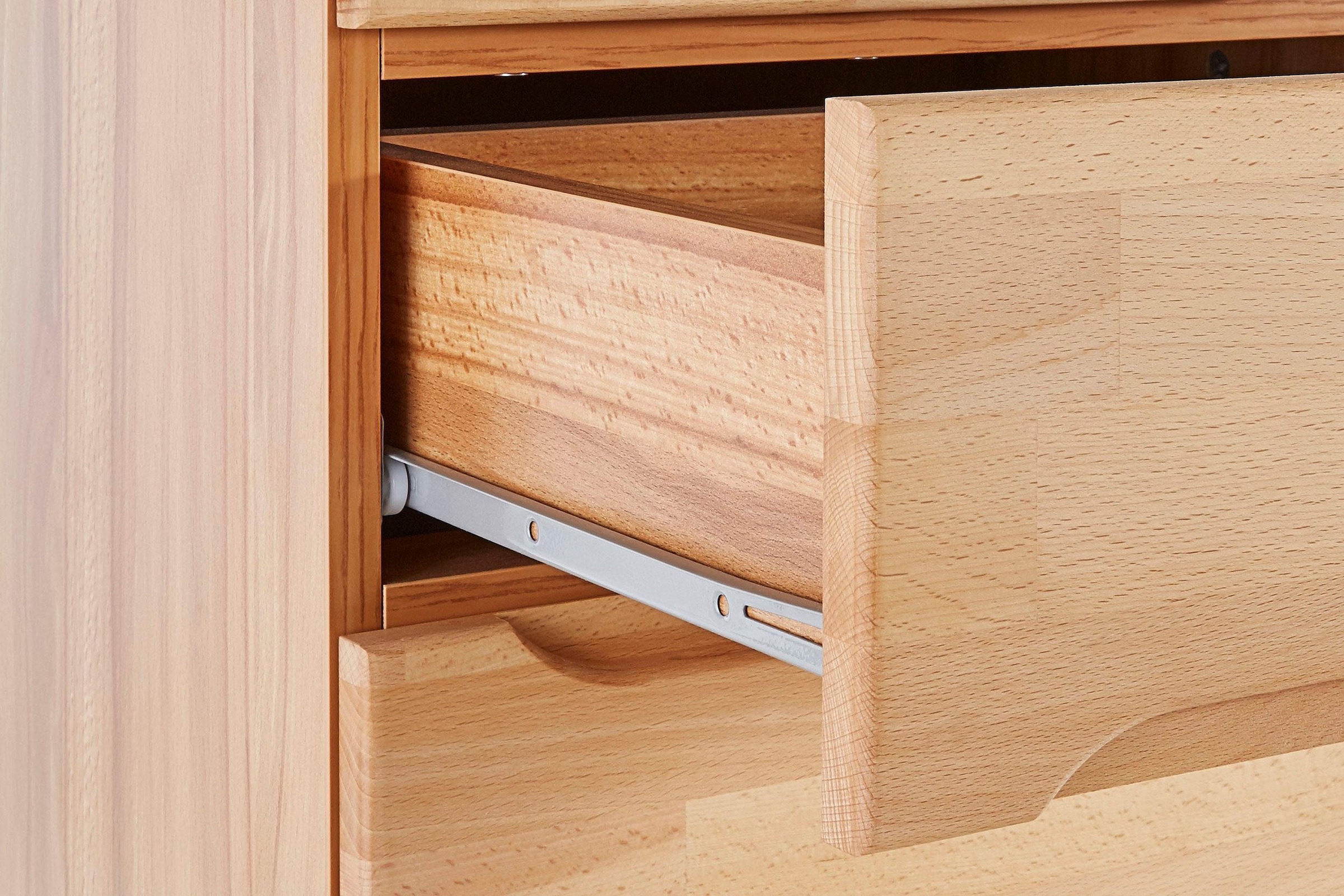 OTTO home Sideboard »VETRO Teilmassiv, Fronten Massivholz, Wohnzimmer, Stauraum,Griffmulde« B/T/H:199/40/85cm, 4Schubladen, 8 geschlossen Fächer, Stauraum