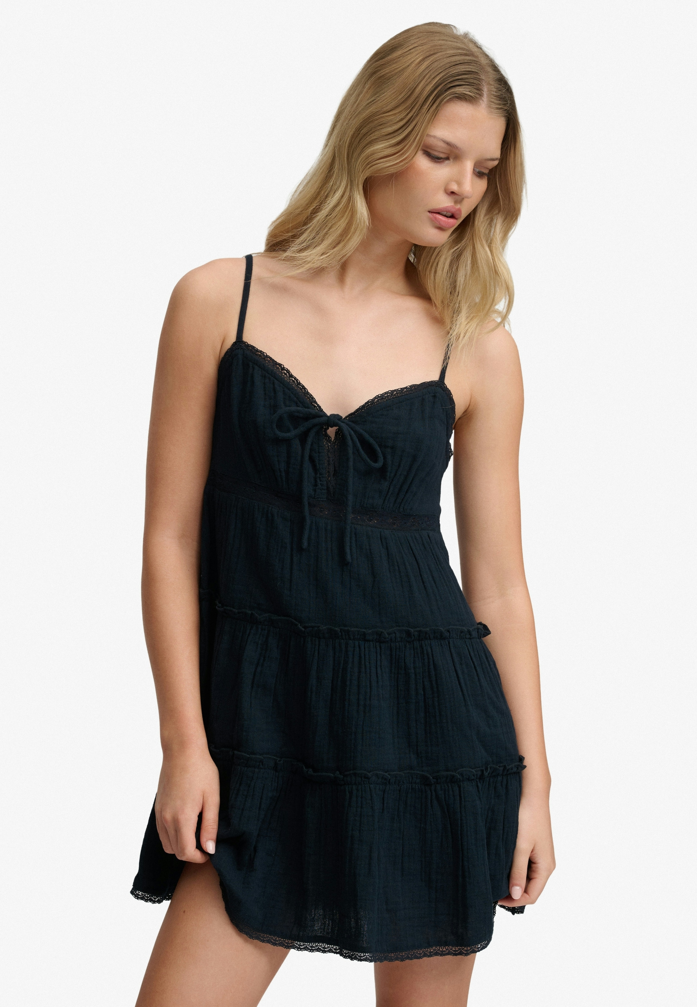Superdry Sommerkleid »CHEESECLOTH TIERED MINI DRESS« aus Baumwolle, Relaxed Fit, ohne Ärmel, pflegeleichtes Webmaterial