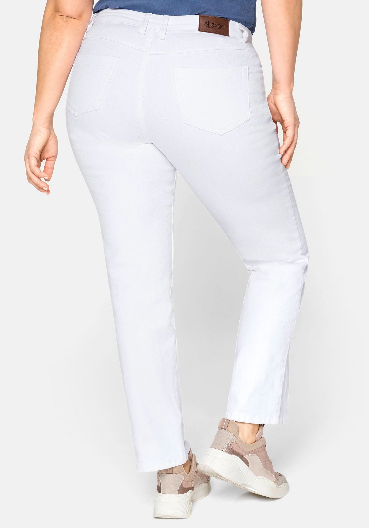 Sheego Stretch-Jeans »Jeans »Die Gerade« mit Used-Effekten«