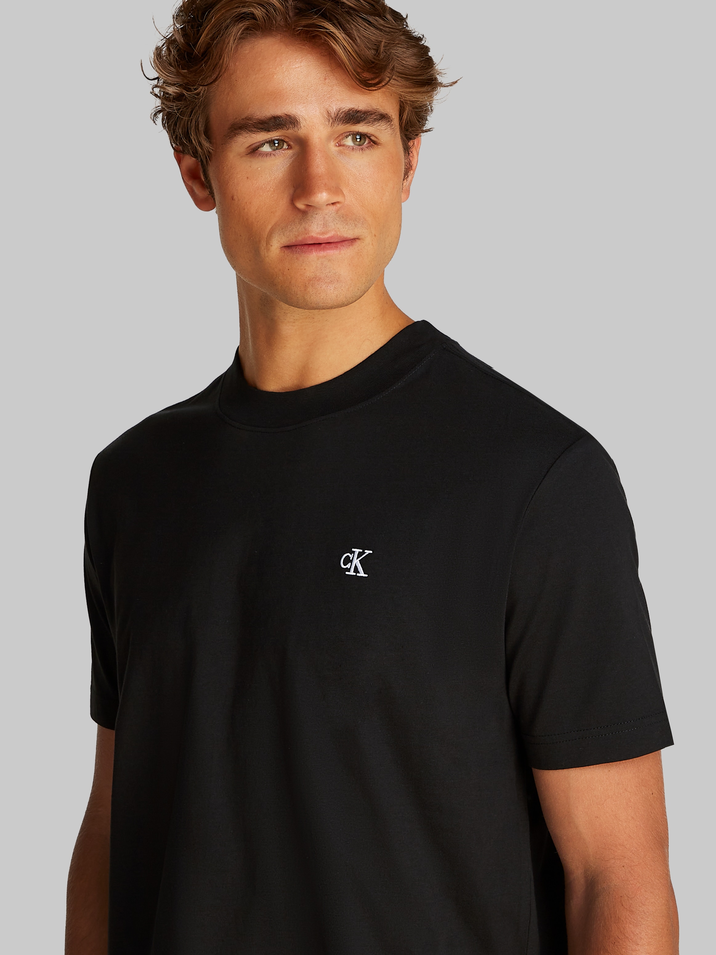 Calvin Klein Jeans T-Shirt »SERIF FONT GRAPHIC TEE«, mit großem Logo am Rücken