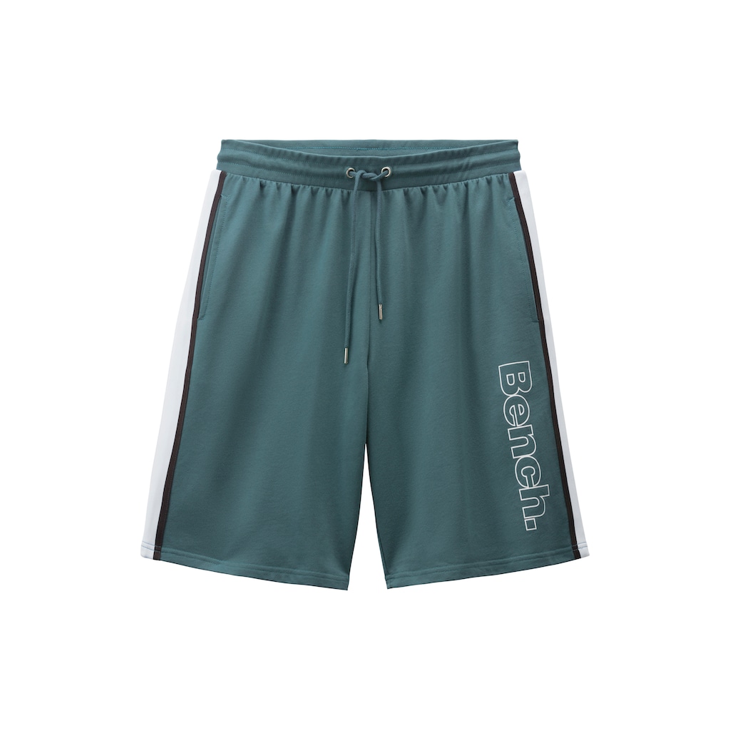 Bench. Loungewear Sweatshorts, mit seitlichen Taschen