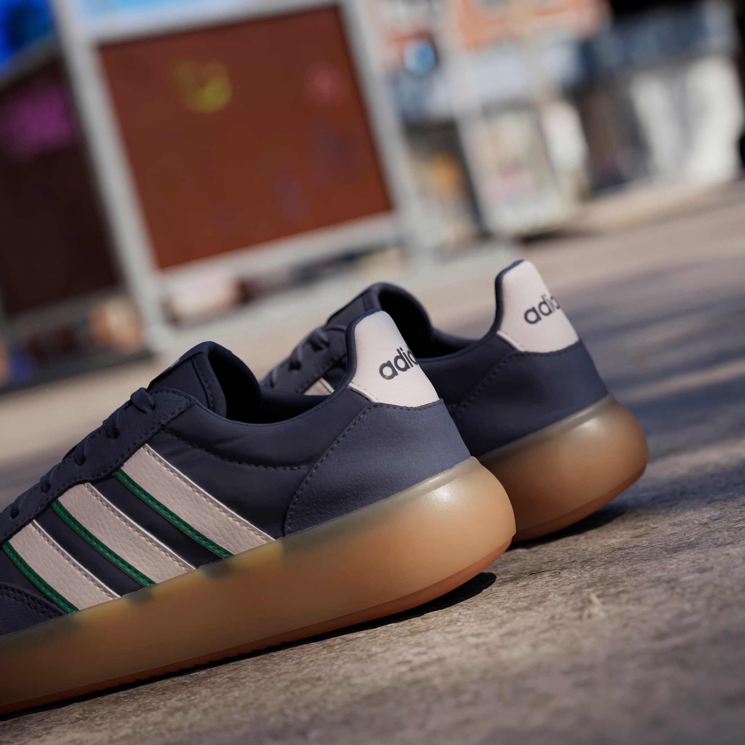 adidas Sportswear Sneaker »BARREDA DECODE«  inspiriert vom Design des adidas handball spezial
