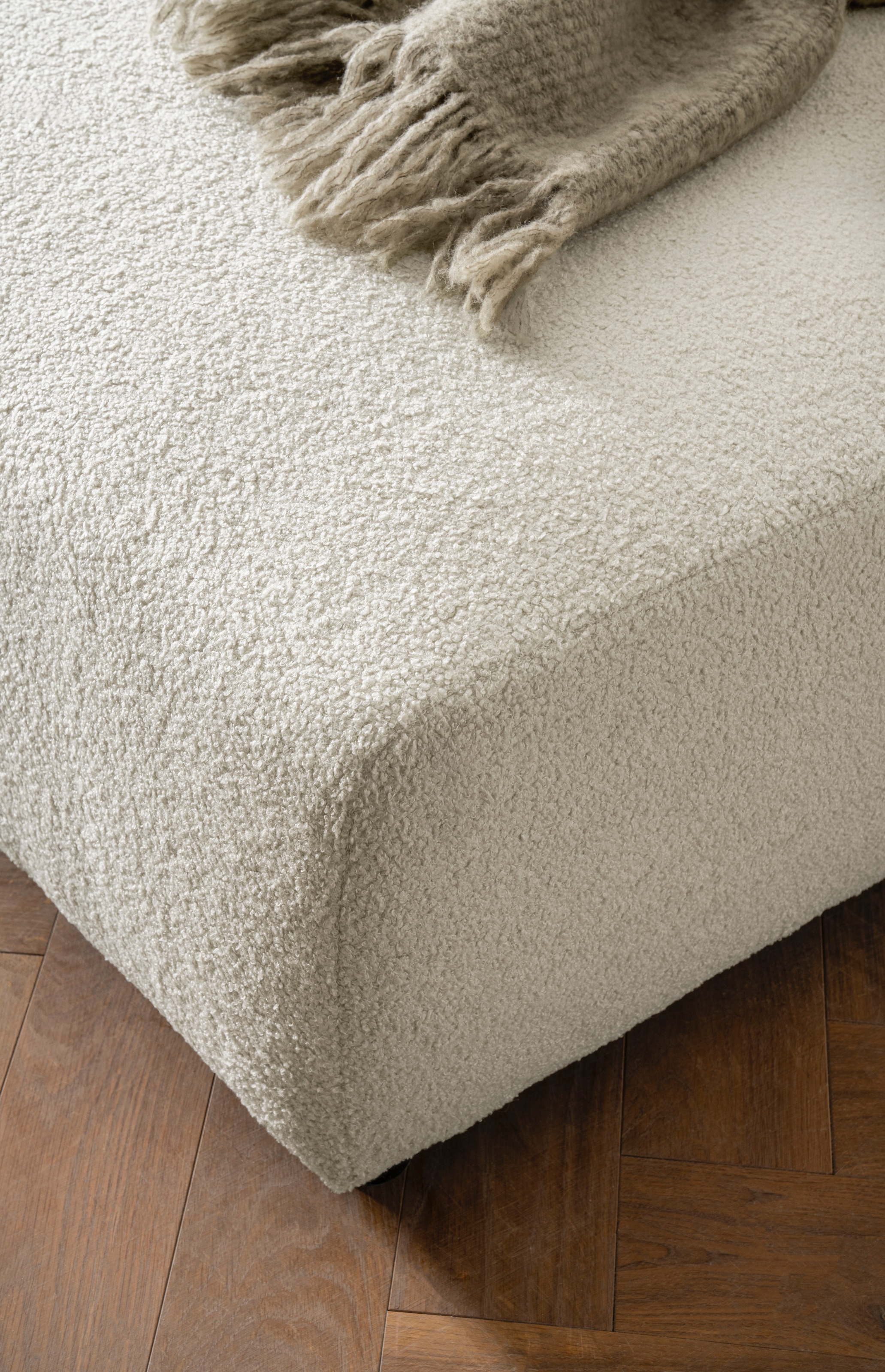 andas Ecksofa »BAKELS, L-Form in Cord oder Boucle-Stoff, moderne Couch«, wahlweise Recamiere rechts/links, bequemer Sitzkomfort