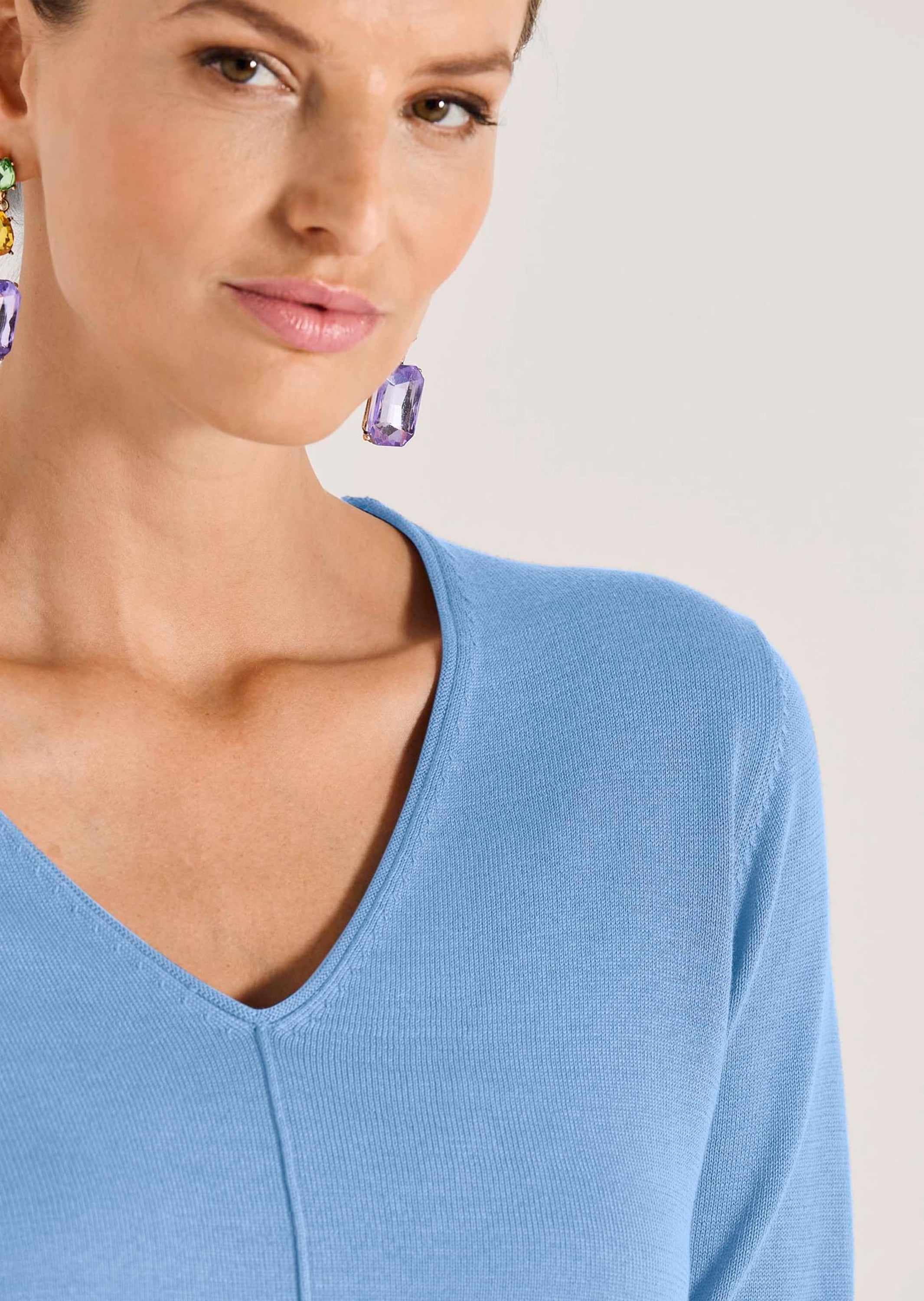 MADELEINE Longpullover »Strickpullover Schlichter Baumwollpullover mit V-Ausschnitt«