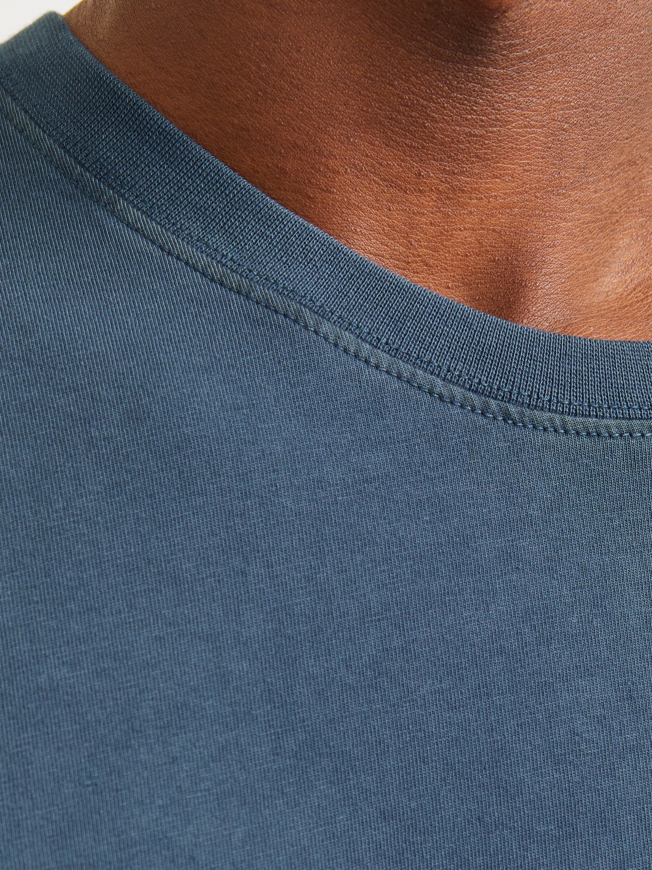 Jack & Jones Rundhalsshirt »JJECHARGE FADED TEE O-NECK NOOS«, mit Rundhalsausschnitt