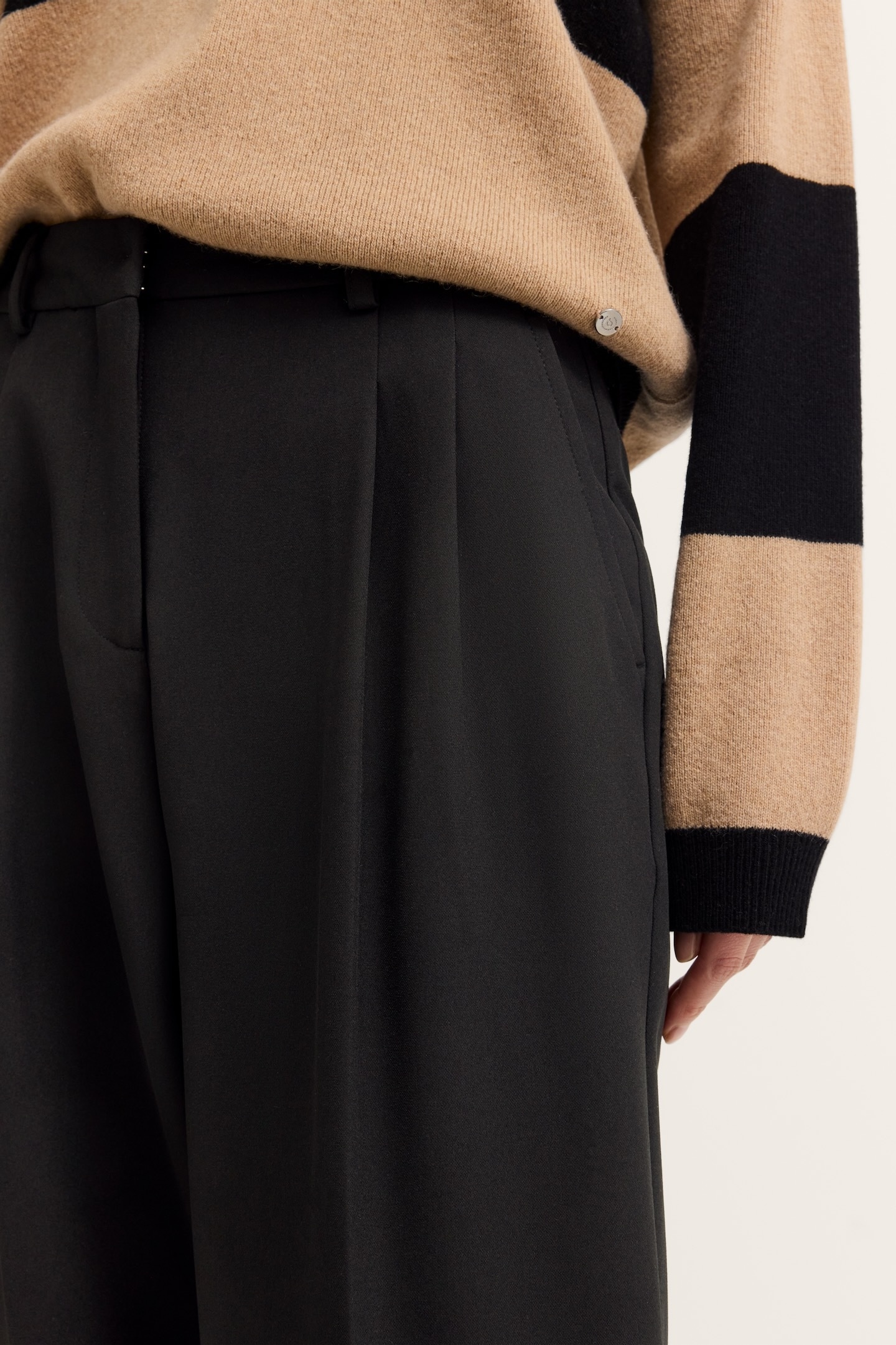 bugatti Stoffhose »doppelte Bundfalte«  mit Stretch-Anteilen