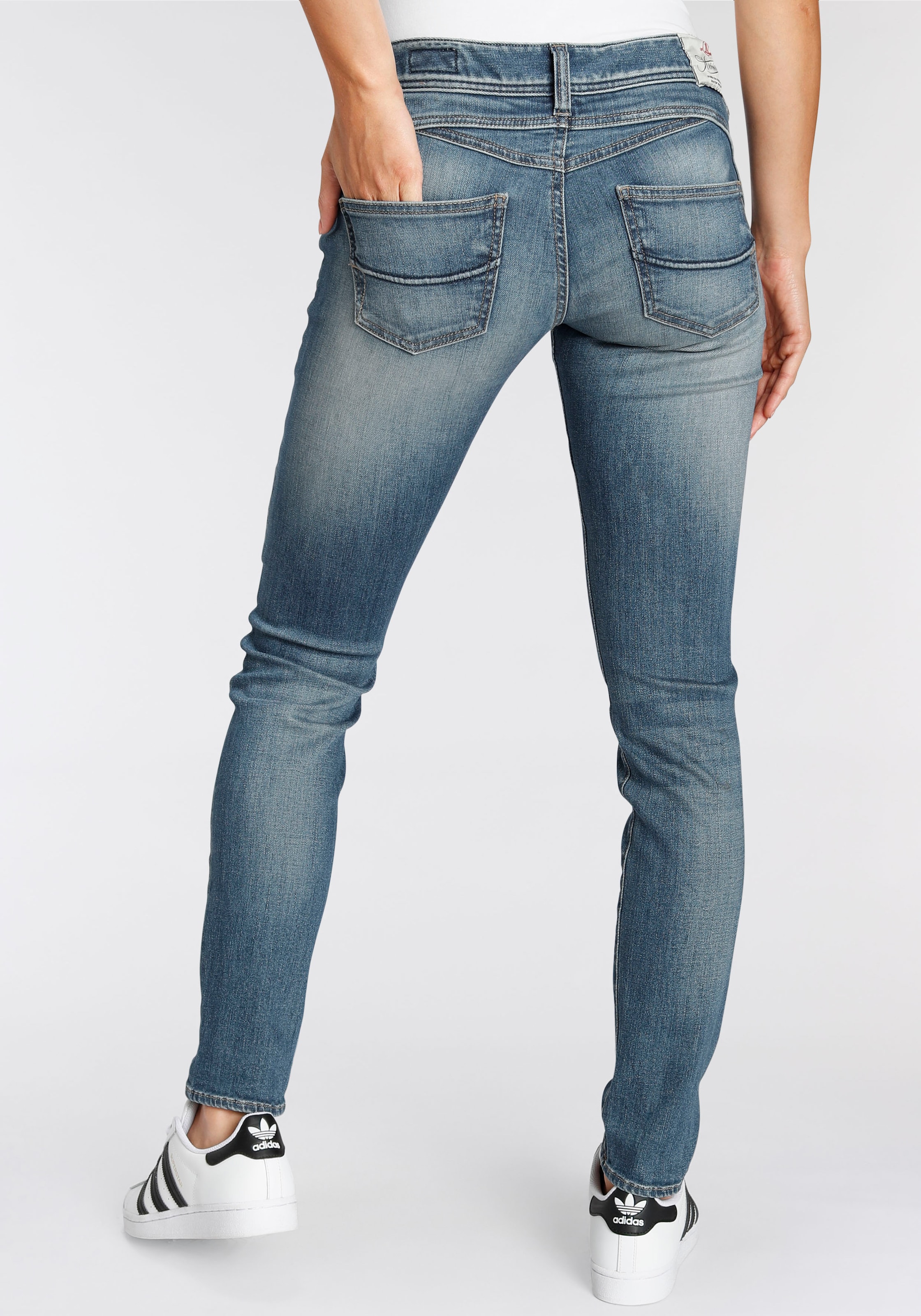 Herrlicher Slim-fit-Jeans »GILA SLIM ORGANIC DENIM«, umweltfreundlich dank  Kitotex Technology bei ♕ | Stretchjeans