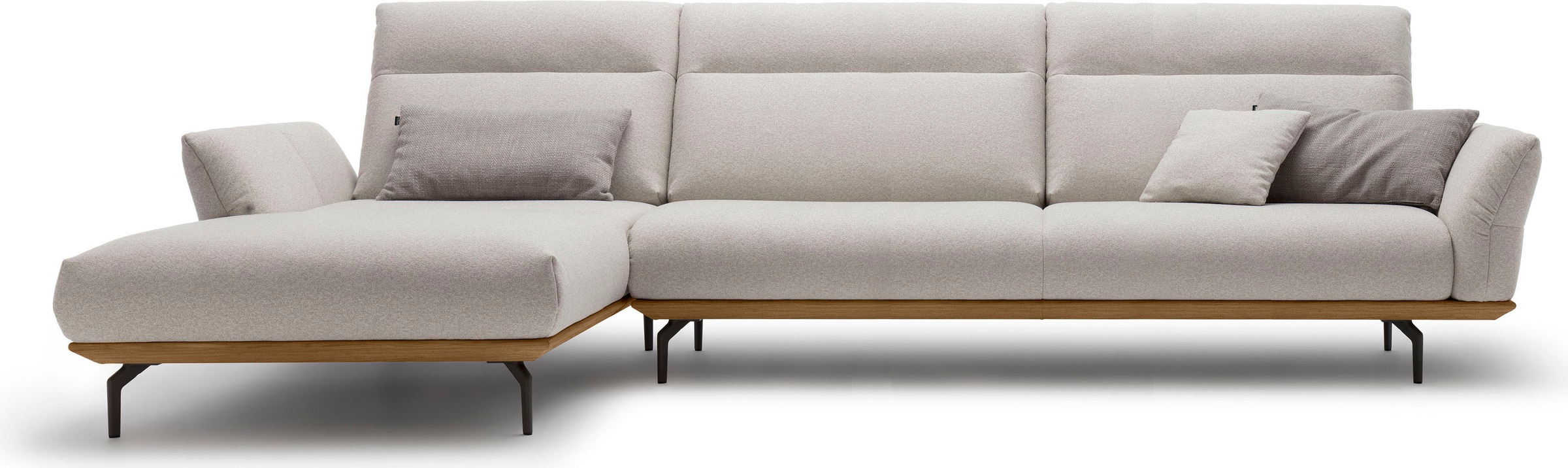 Creation BY ROLF BENZ Ecksofa »CR.460 Designsofa mit erstklassigem Sitzkomfort« Sockel in Nussbaum, Winkelfüße in Umbragrau, Breite 338 cm