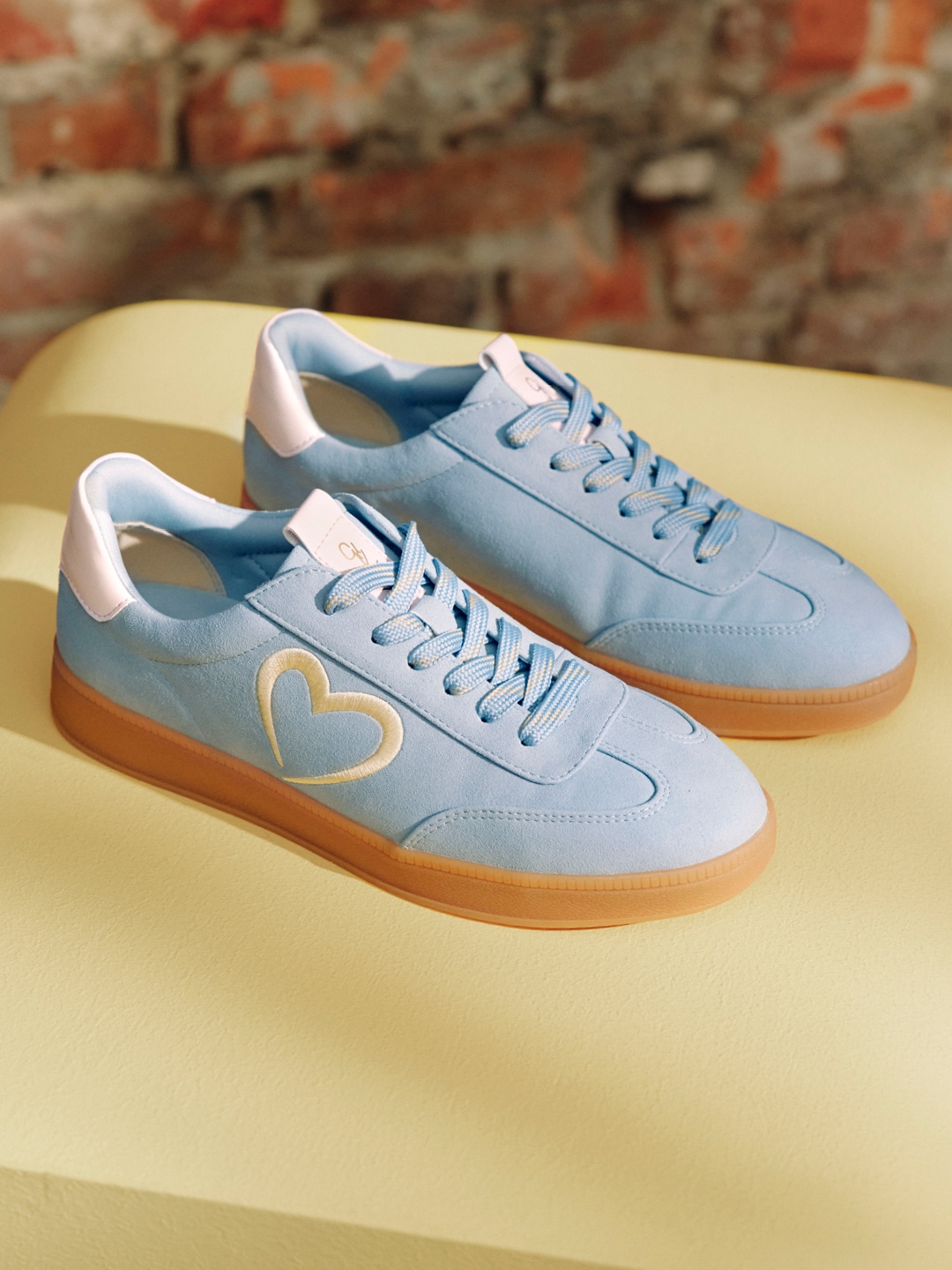 MARCO TOZZI by GMK Plateausneaker  , Freizeitschuh, Halbschuh, Schnürschuh mit seitlichem Herz-Detail