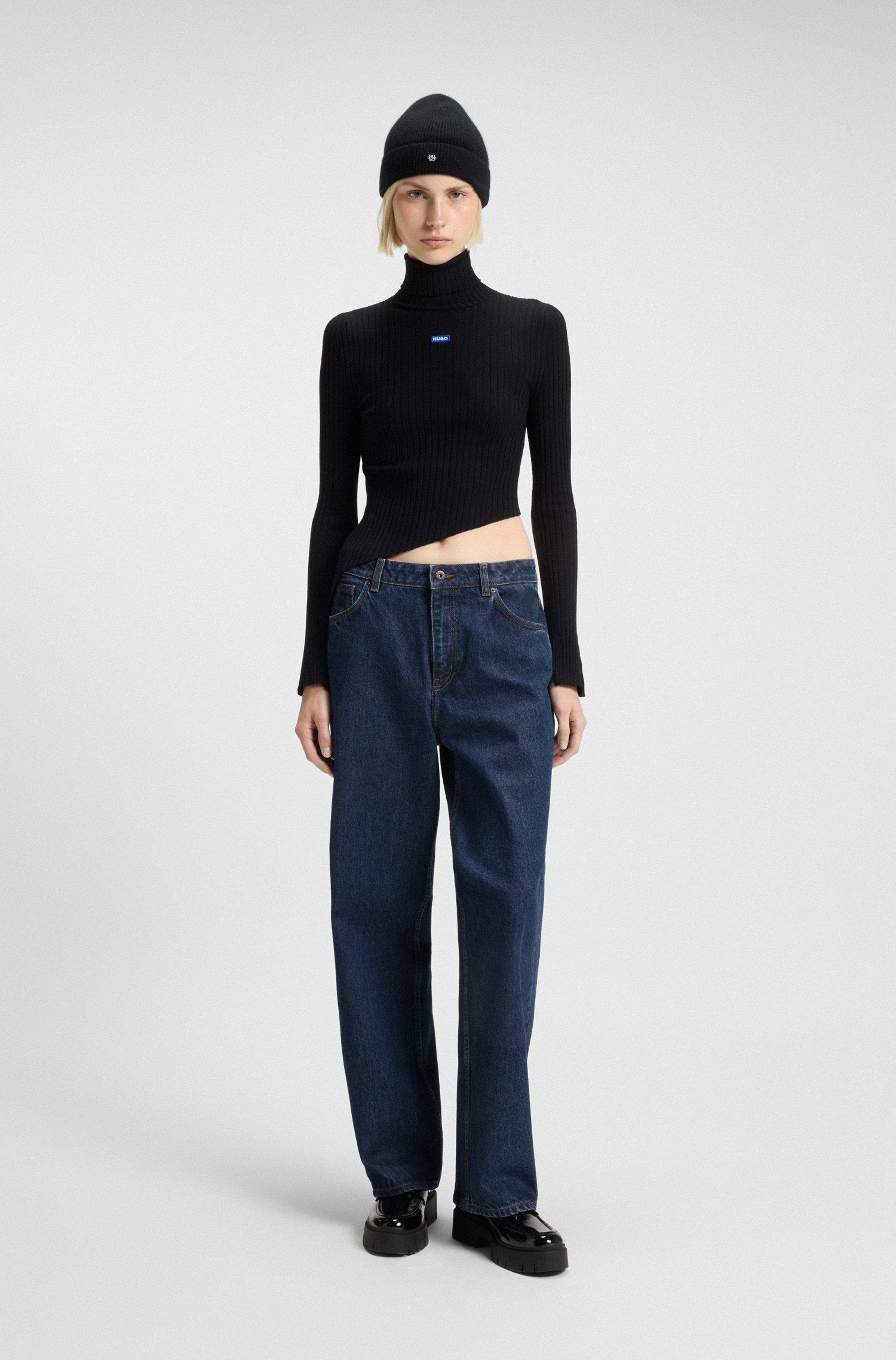 HUGO Blue Relax-fit-Jeans »Leni«, mit charakteristischer Stickerei