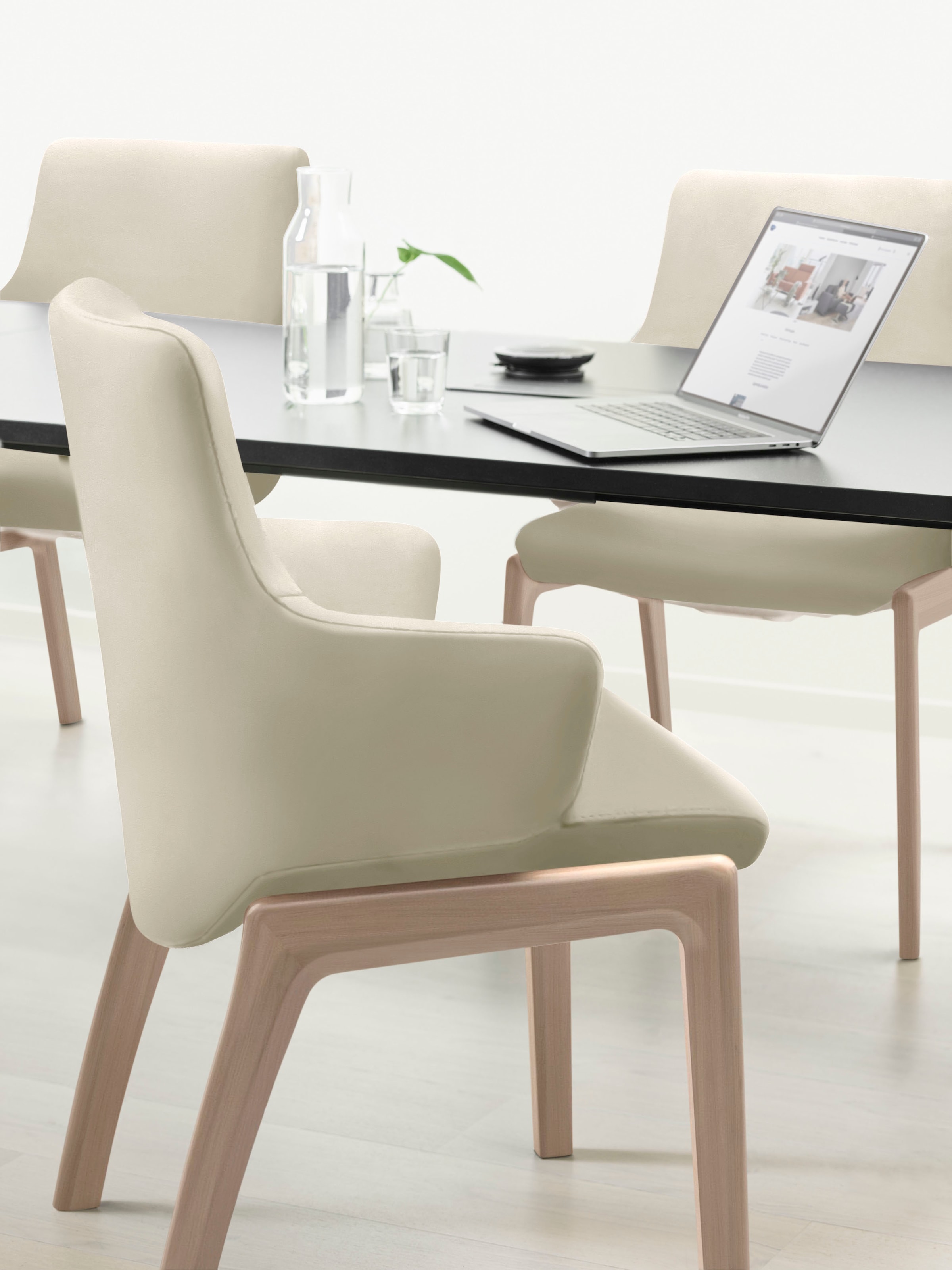 Stressless® Polsterstuhl »Laurel«, Leder BATICK, Low Back mit Armlehne, Größe L, mit abgerundeten Beinen in Eiche natur