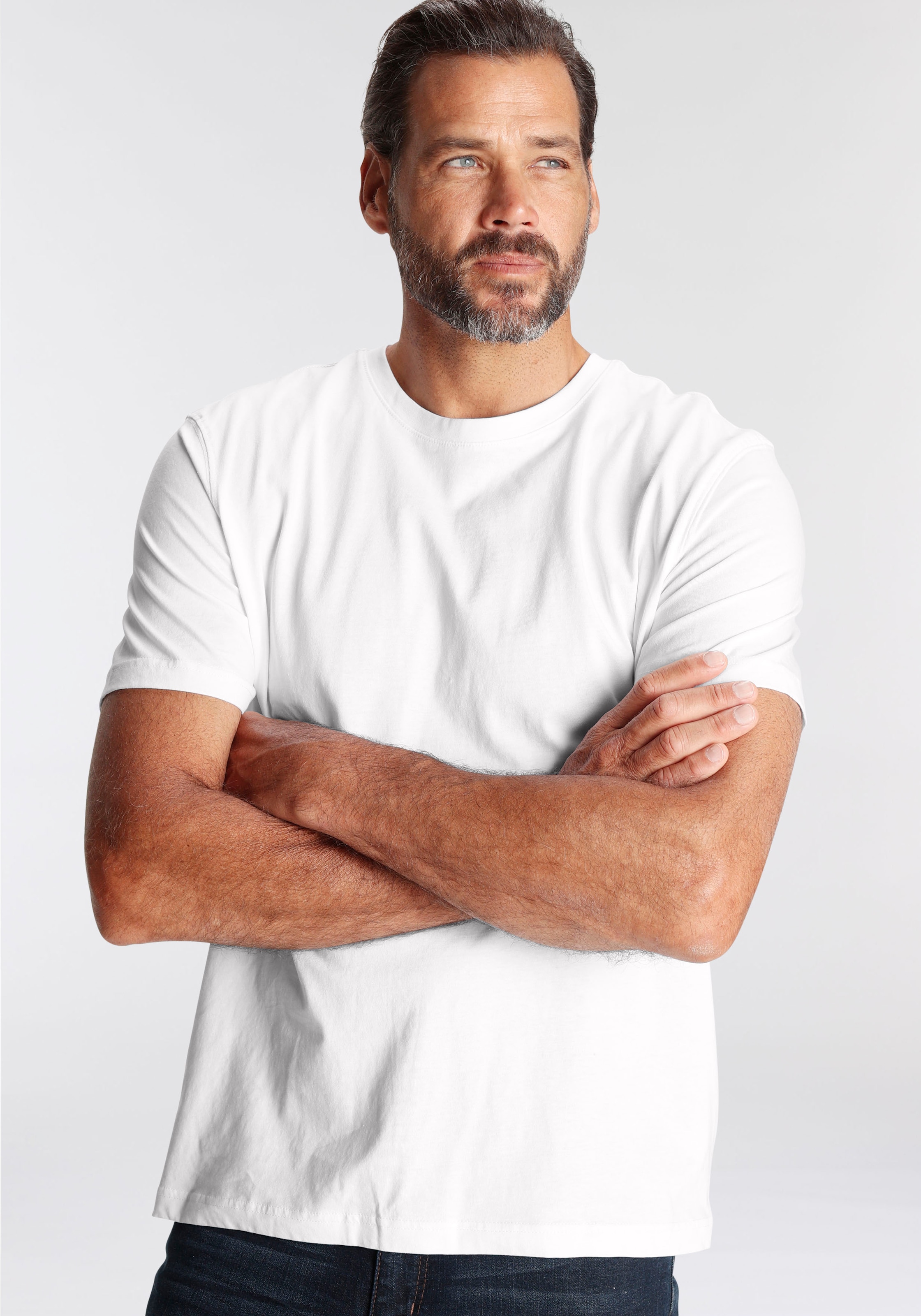 Man's World T-Shirt »neue Farben!«, (3er-Pack), Kurzarm, unifarben, Rundhals, aus Baumwolle