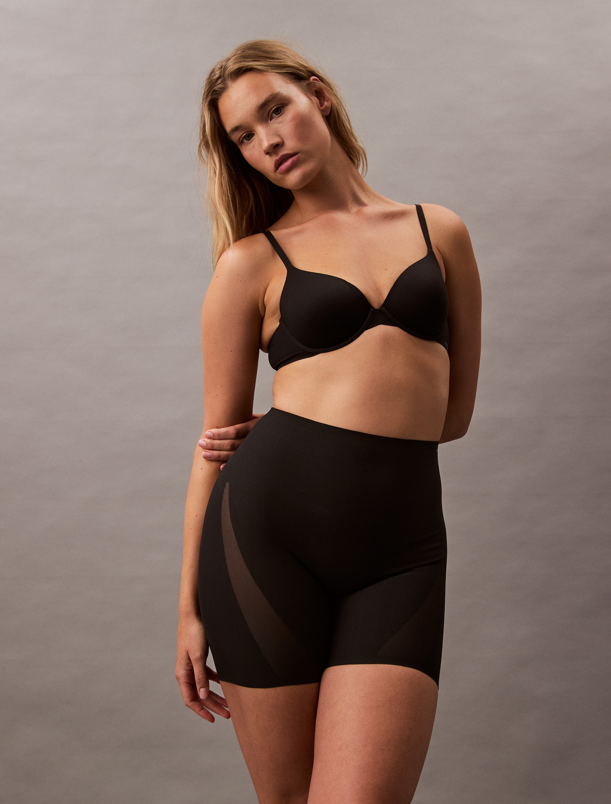Calvin Klein Underwear Formpants »SCULPT FIRM THIGH SLIMMER SHORT«, mit Mesh-Einsätzen, shapewear