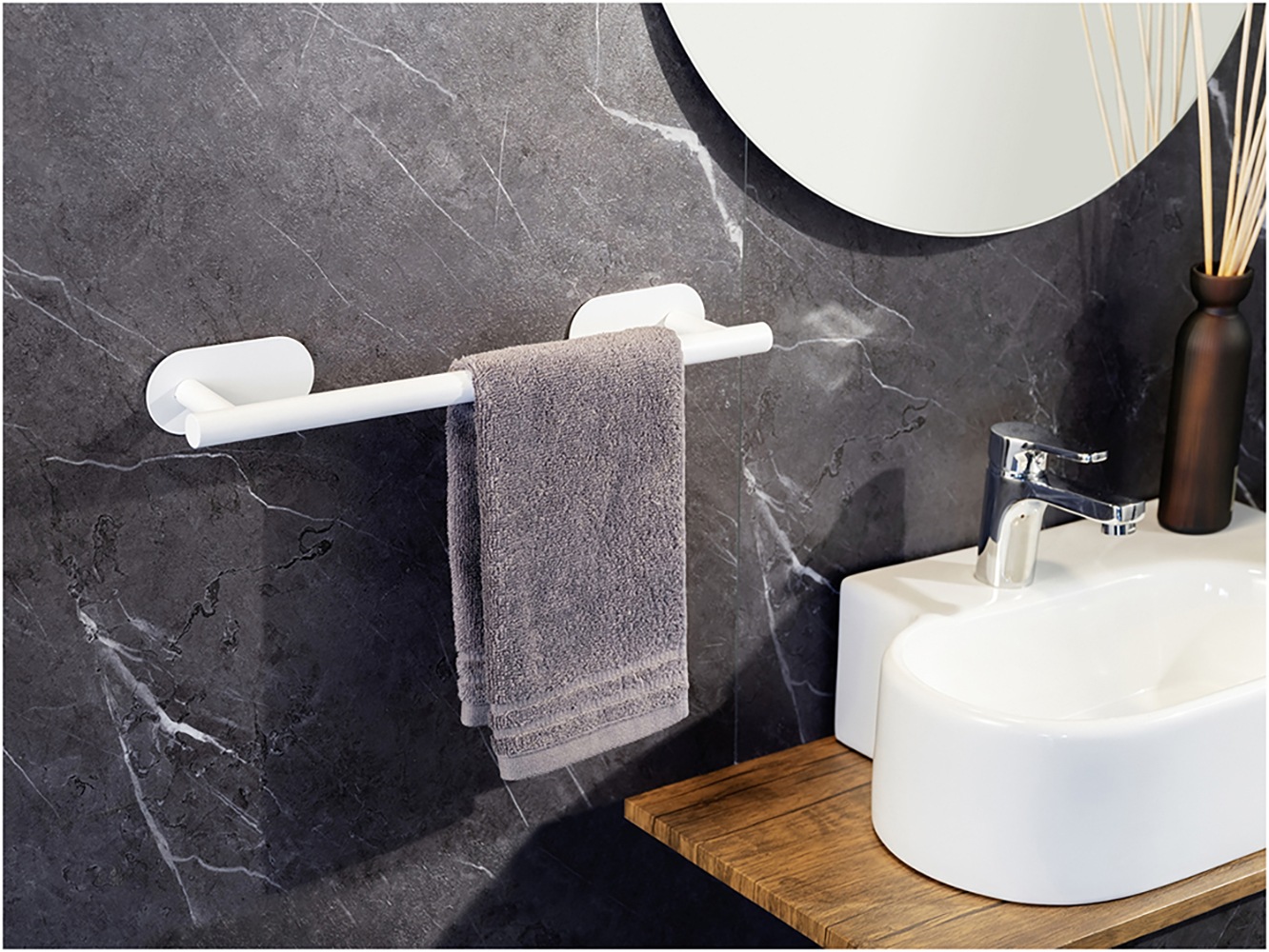 WENKO Handtuchstange »Turbo-Loc® Modell Uno Orea« aus Edelstahl, Befestigen ohne Bohren, 60 cm