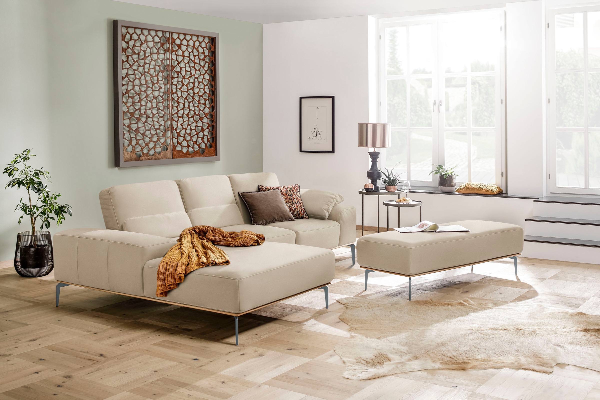 W.SCHILLIG Ecksofa »run, Designsofa mit tollem Sitzkomfort, bequem, L-Form«, mit elegantem Holzsockel, Füße in Silber matt, Breite 279 cm