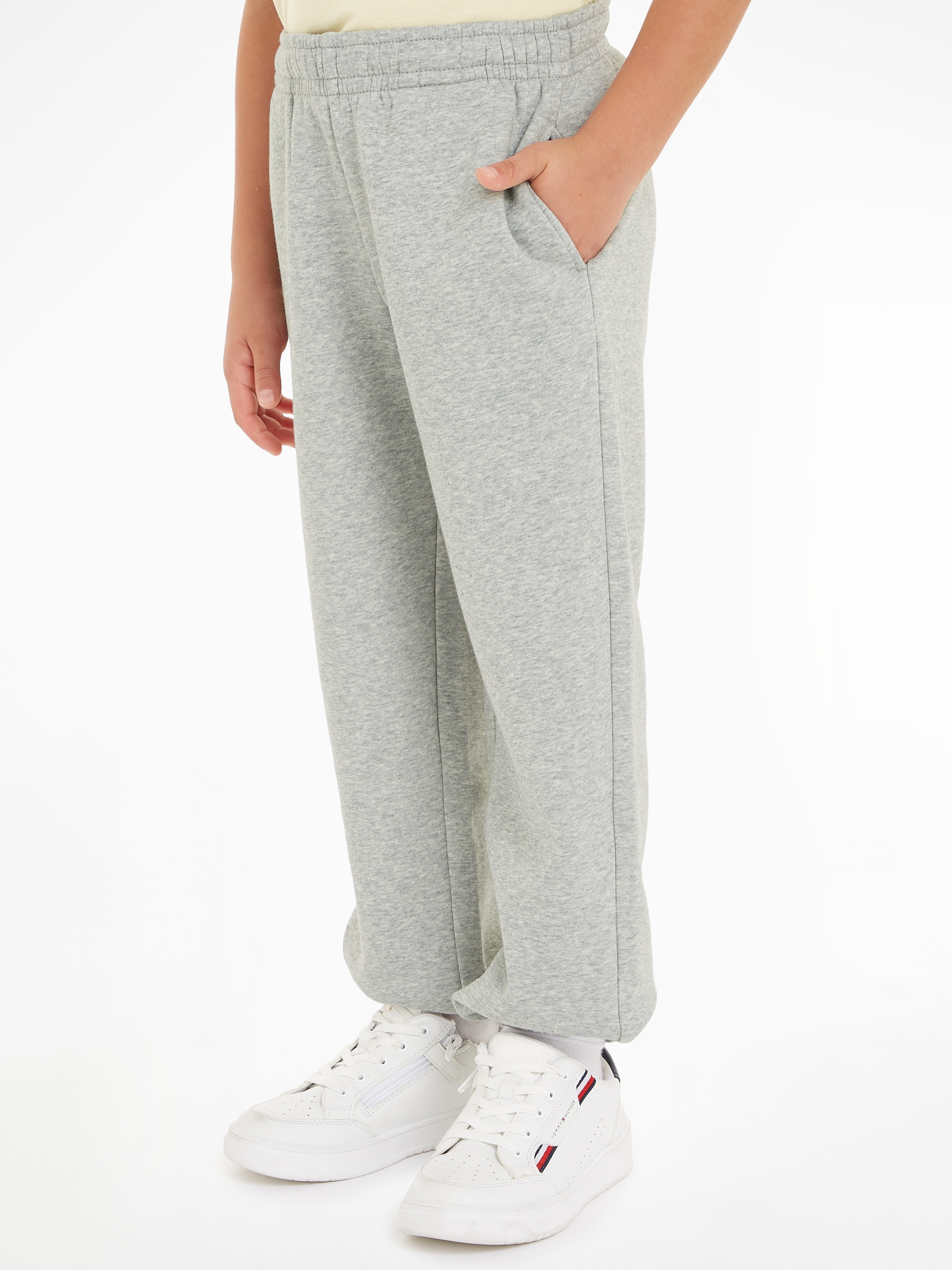 Tommy Hilfiger Shirt & Hose »U TIMELESS FLEECE SET«, Kinder bis 16 Jahre, Basic, Rundhals, Hose mit Gummizug