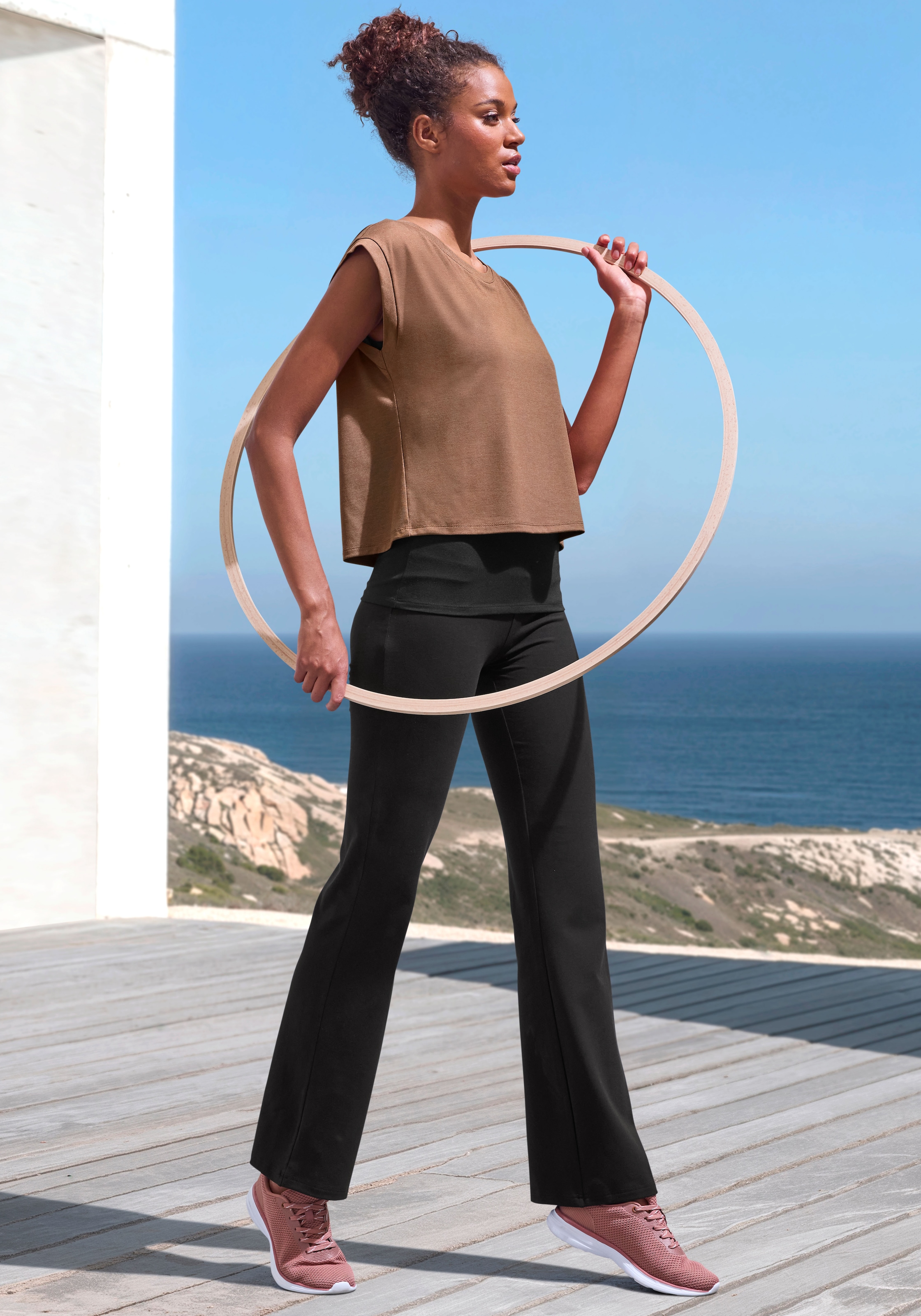 LASCANA ACTIVE Layershirt, 2 in 1 T-Shirt im Layer-Design
