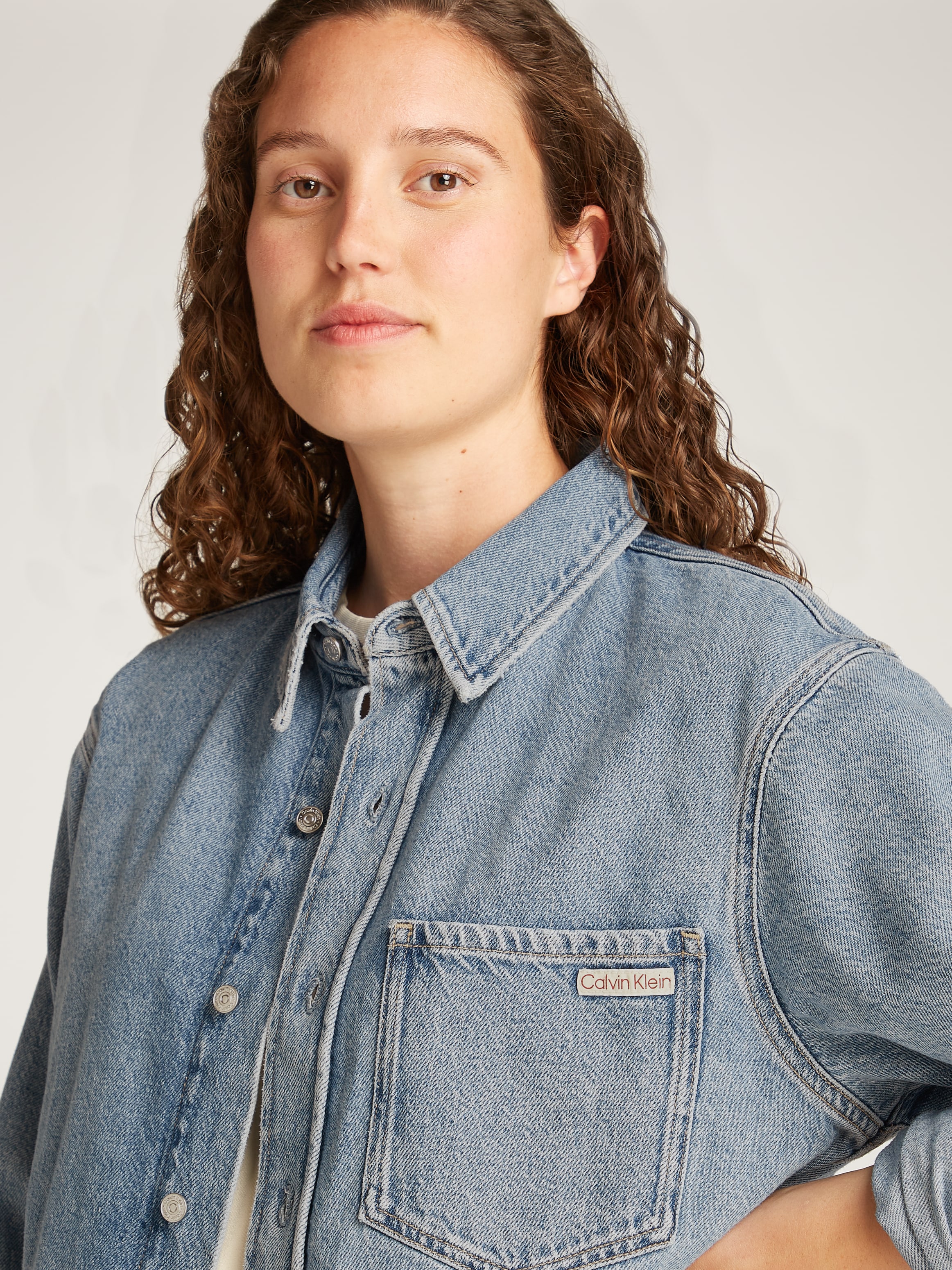 Calvin Klein Jeans Jeansbluse »DAD DENIM SHIRT«, in hellblauer Waschung