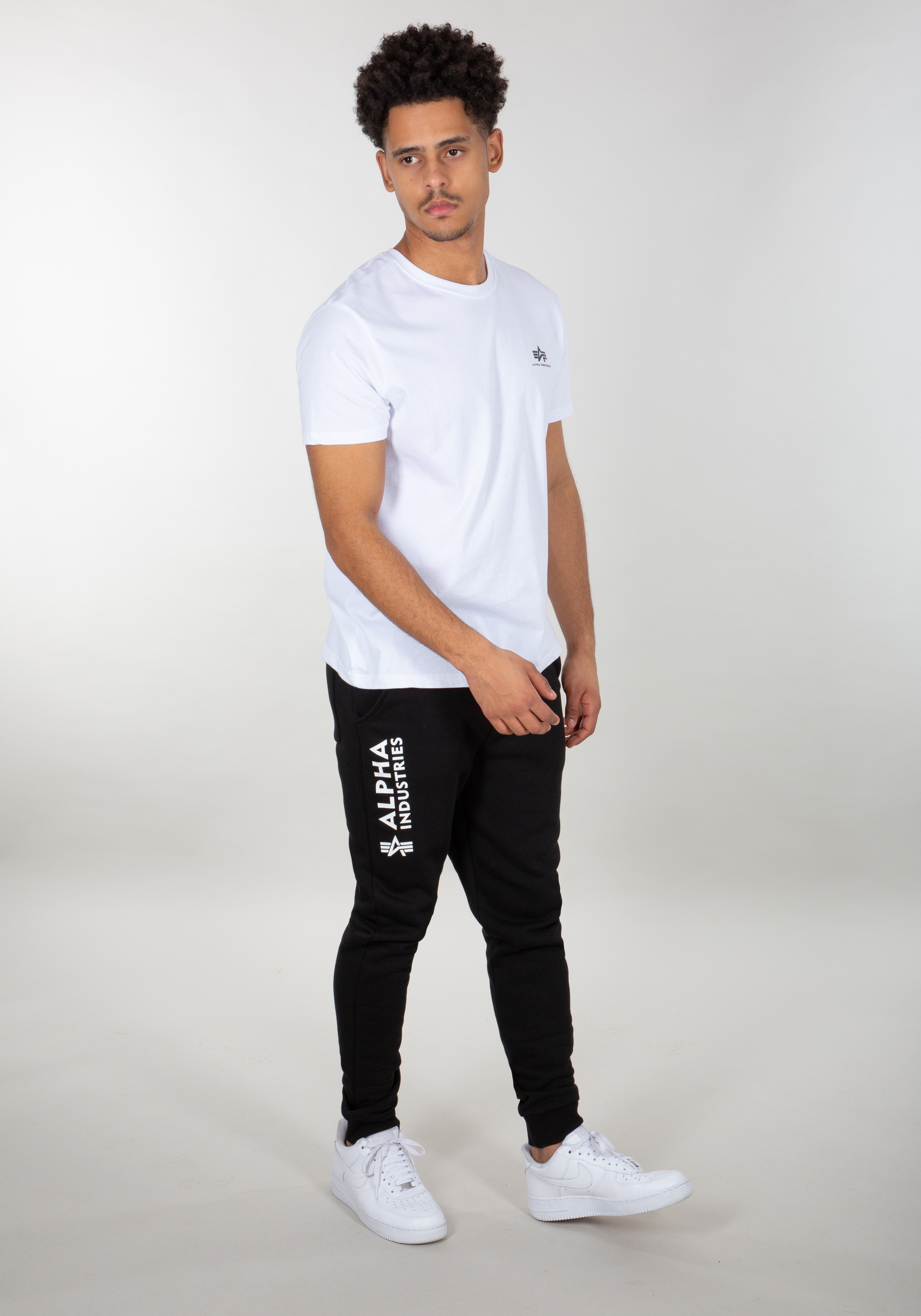 Alpha Industries Jogginghose »ALPHA INDUSTRIES Men - Jogger Basic Jogger AI«