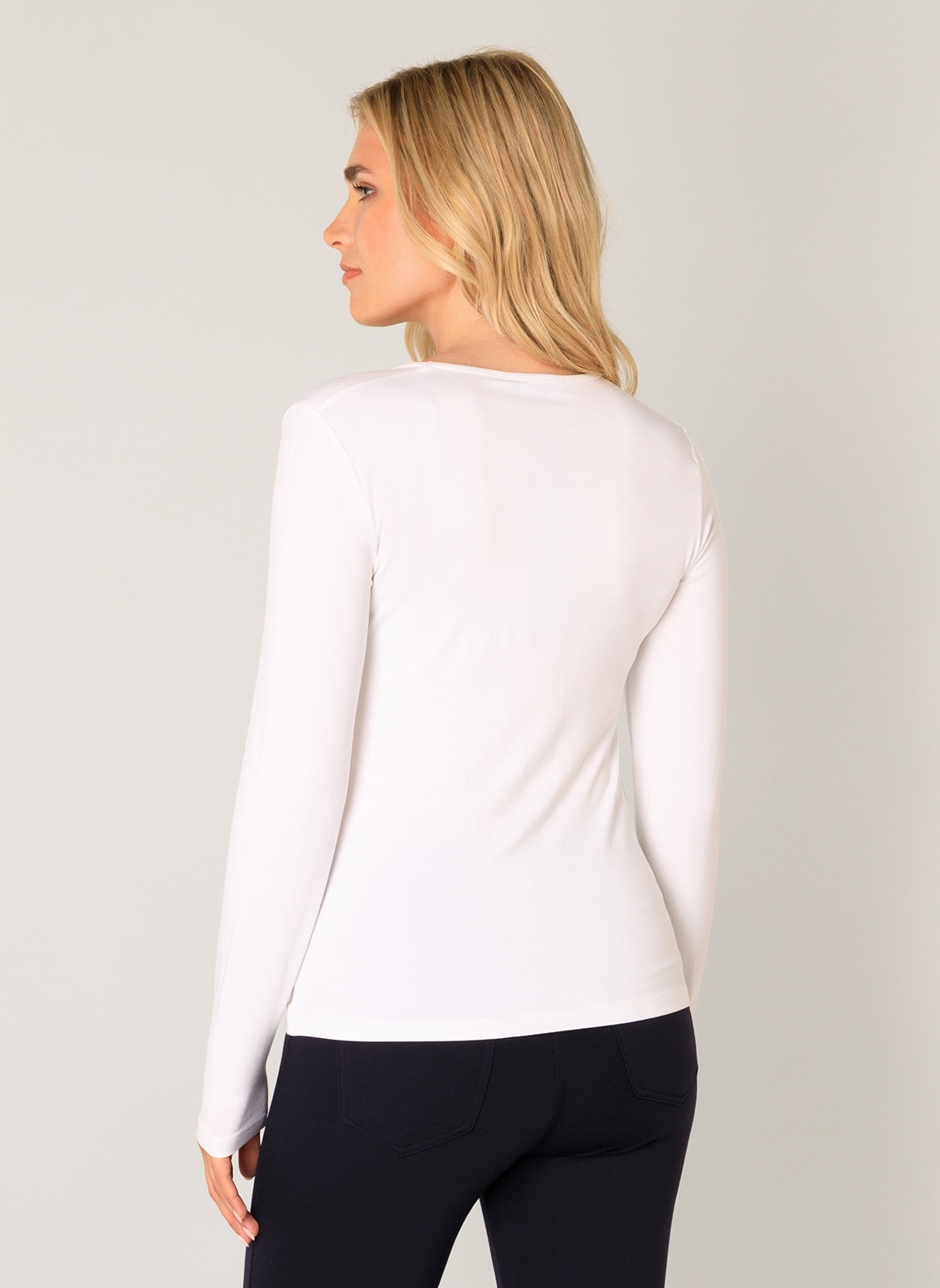 Base Level Langarmshirt, mit V-Ausschnitt