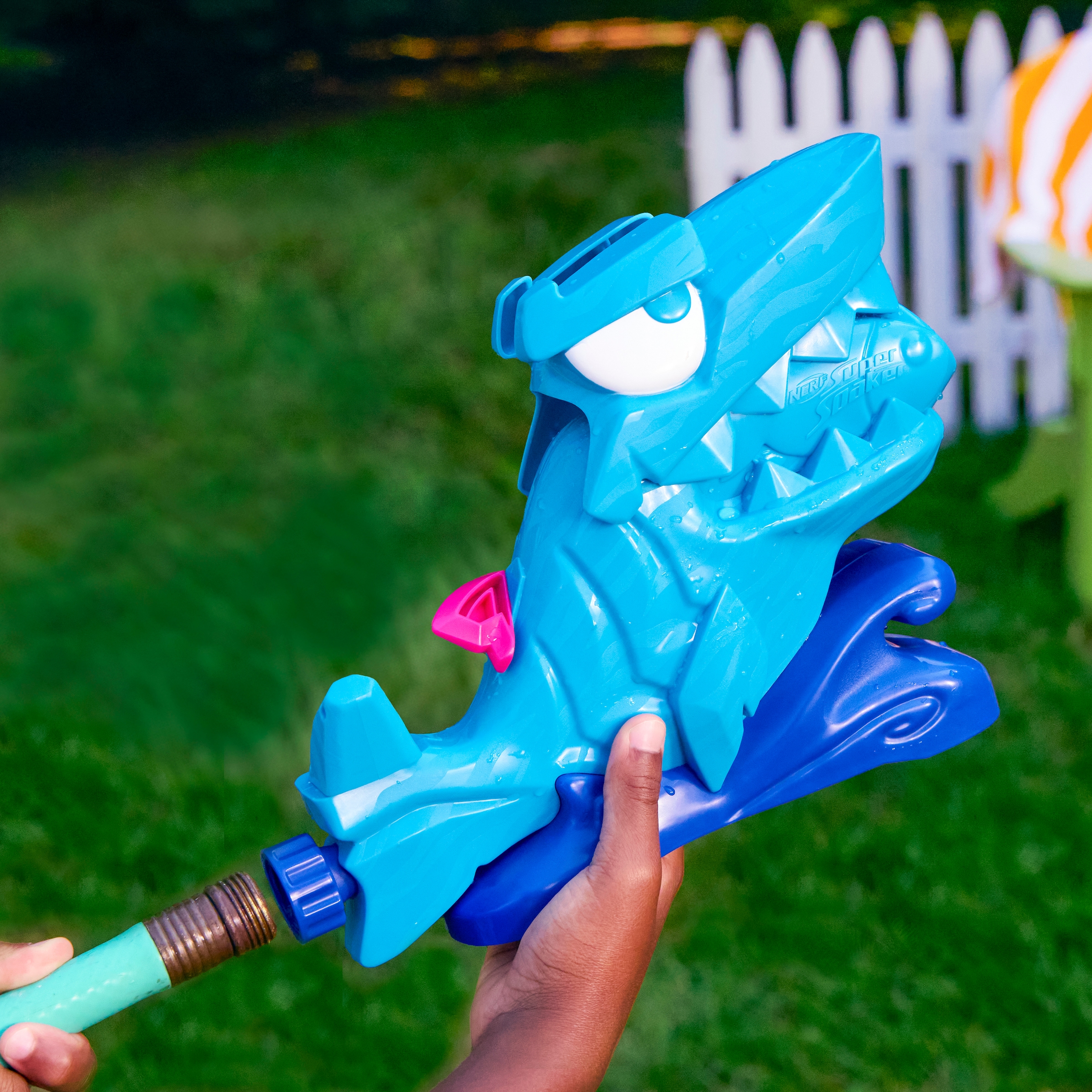Hasbro Spiel-Wassersprenkler »Nerf Super Soaker Hop & Chomp« Wasserspielzeug