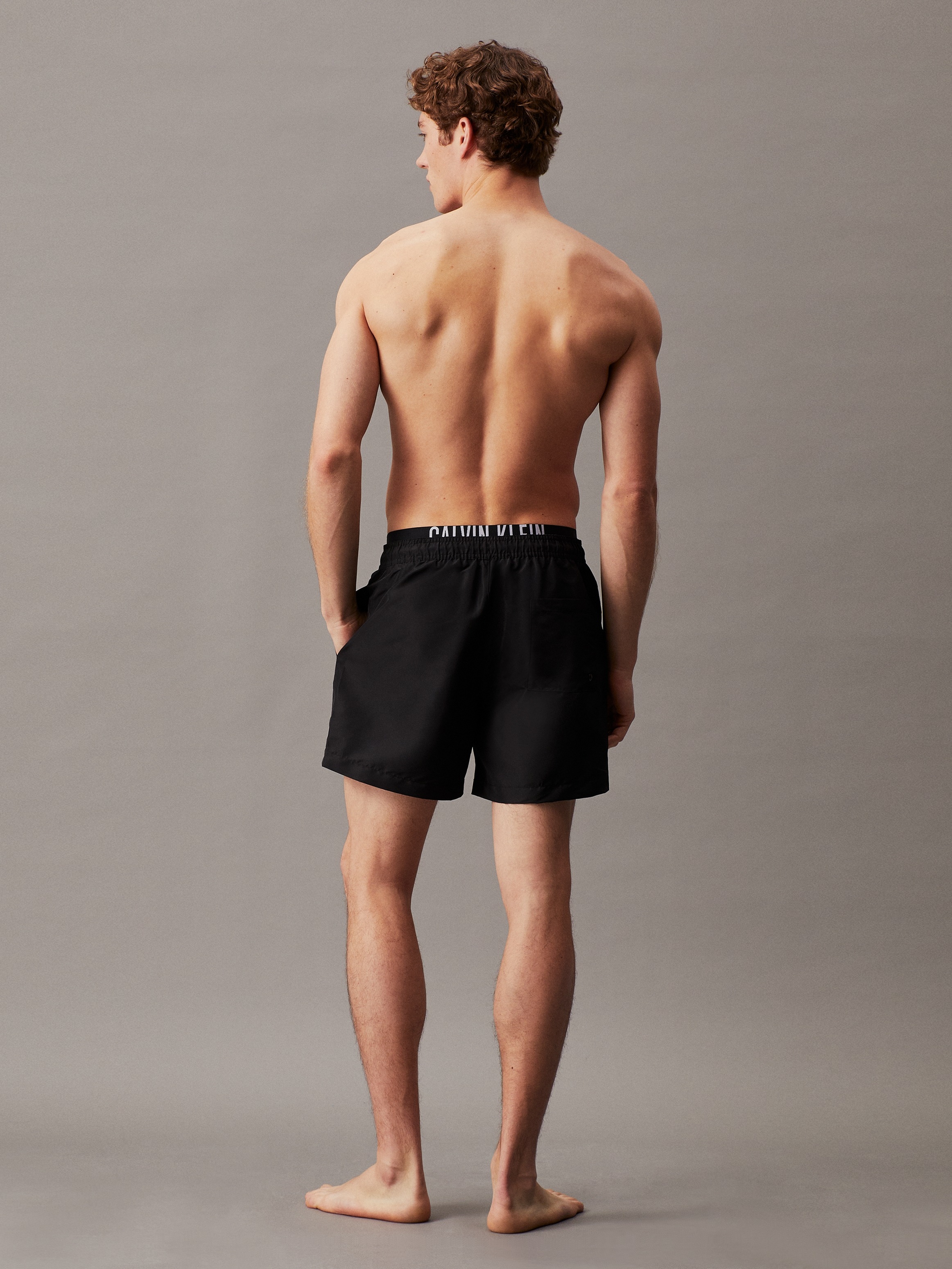 Calvin Klein Swimwear Badeshorts »MEDIUM DOUBLE WB«, mit doppeltem Bund