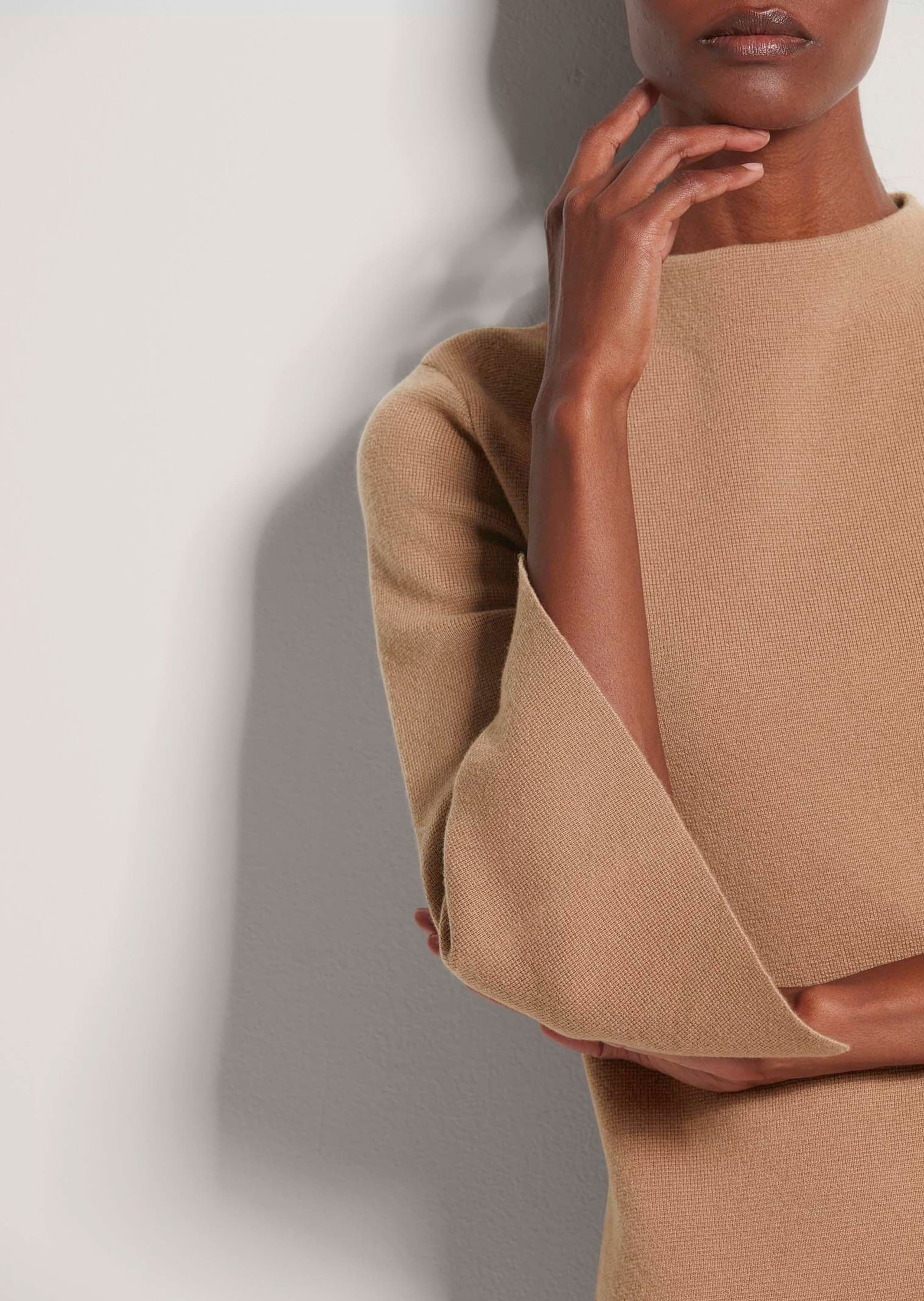 MADELEINE Strickkleid »Strickkleid Halbarm Kaschmir-Strickkleid in Midilänge«