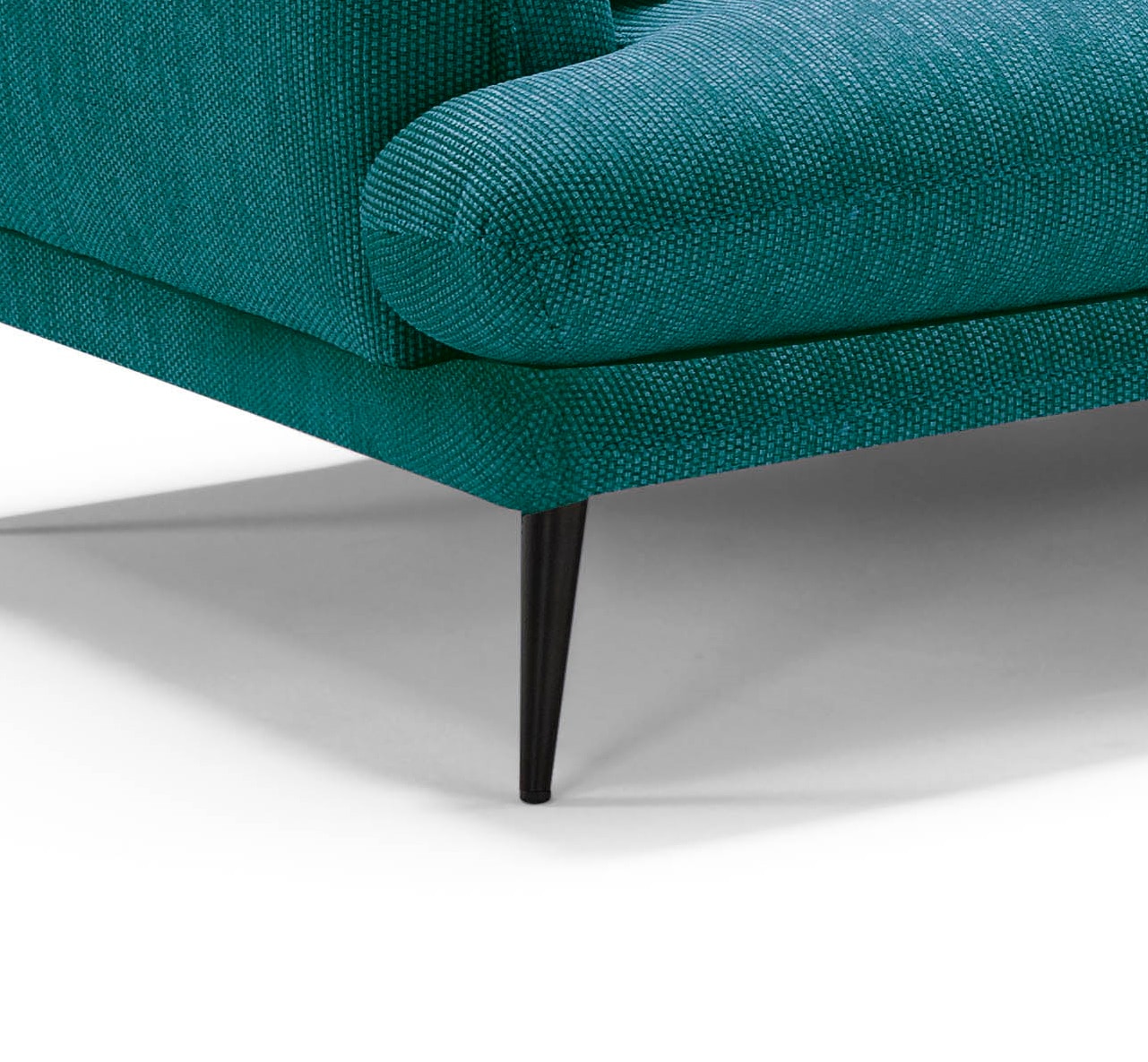 Egoitaliano Ecksofa »FUNNY, hochwertiges und aktuelles Design, bequeme Rückenlehne«, toller Sitzkomfort, L-Form