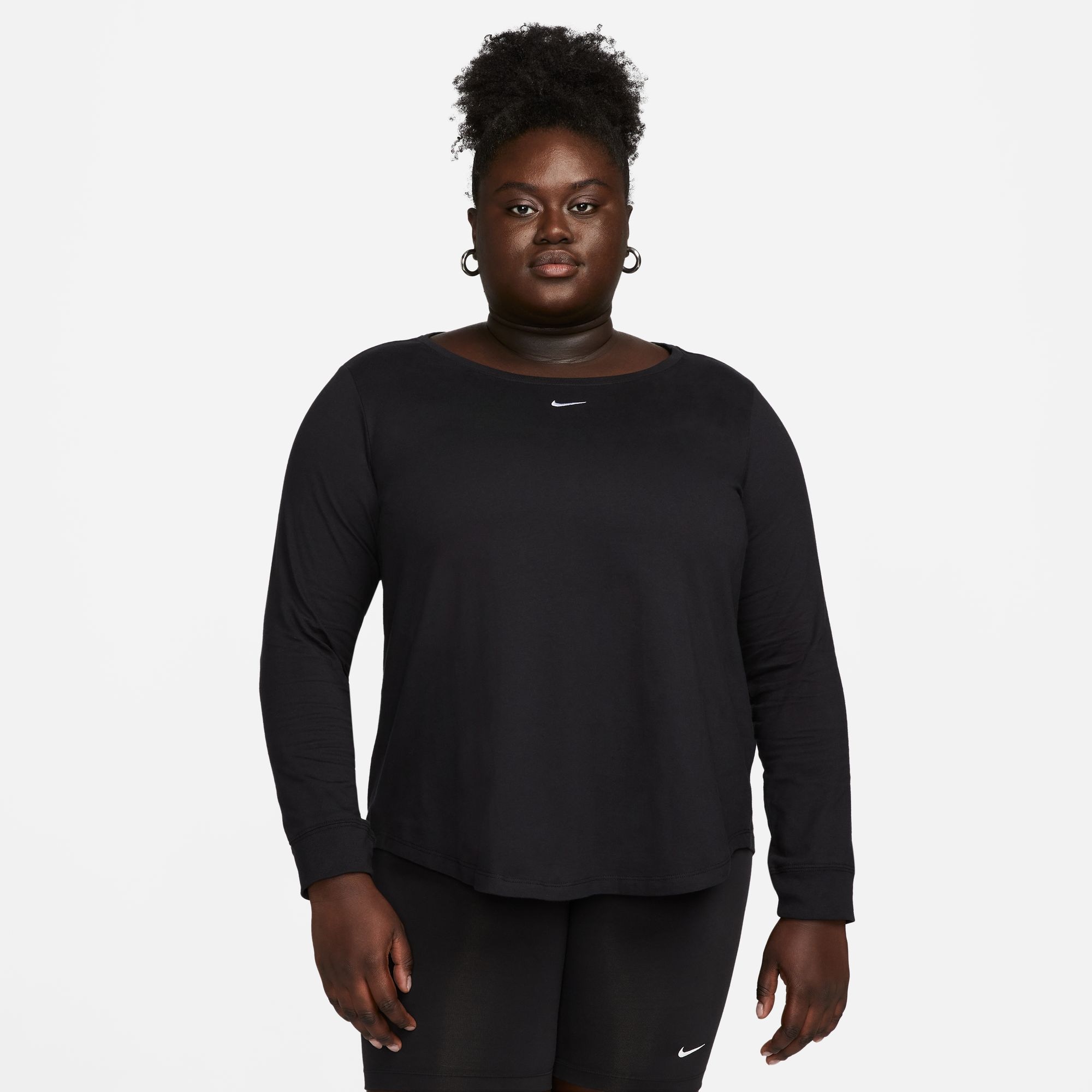 Nike Sportswear Langarmshirt »WOMEN\'S LONG-SLEEVE T-SHIRT (PLUS SIZE)« bei  ♕