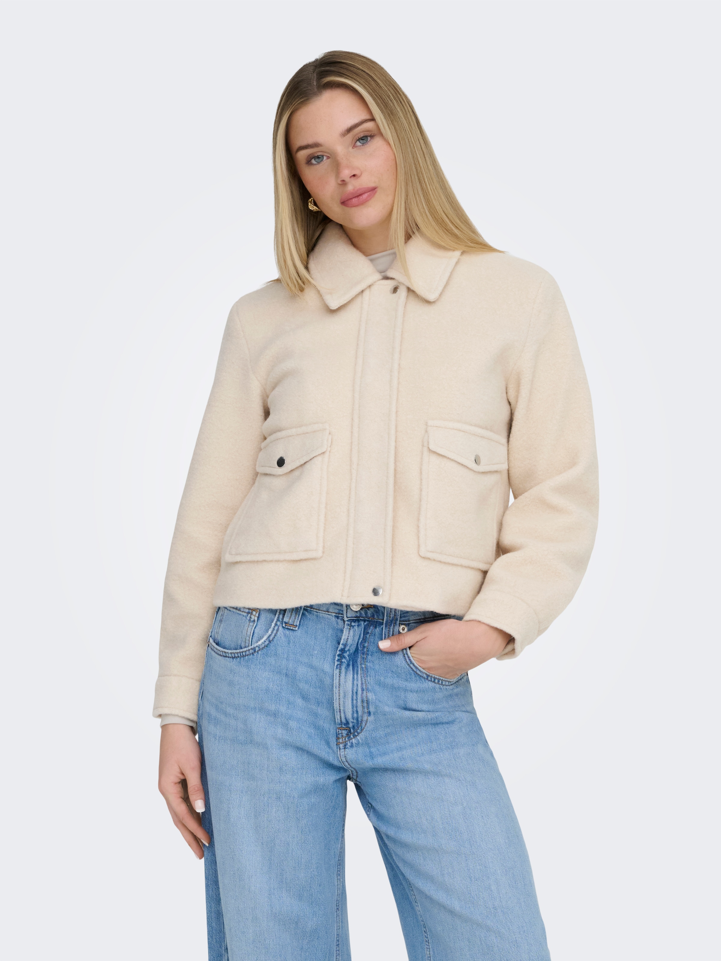 ONLY Kurzjacke »ONLKIKI-MONI SHORT JACKET PNT« Kunstfaser