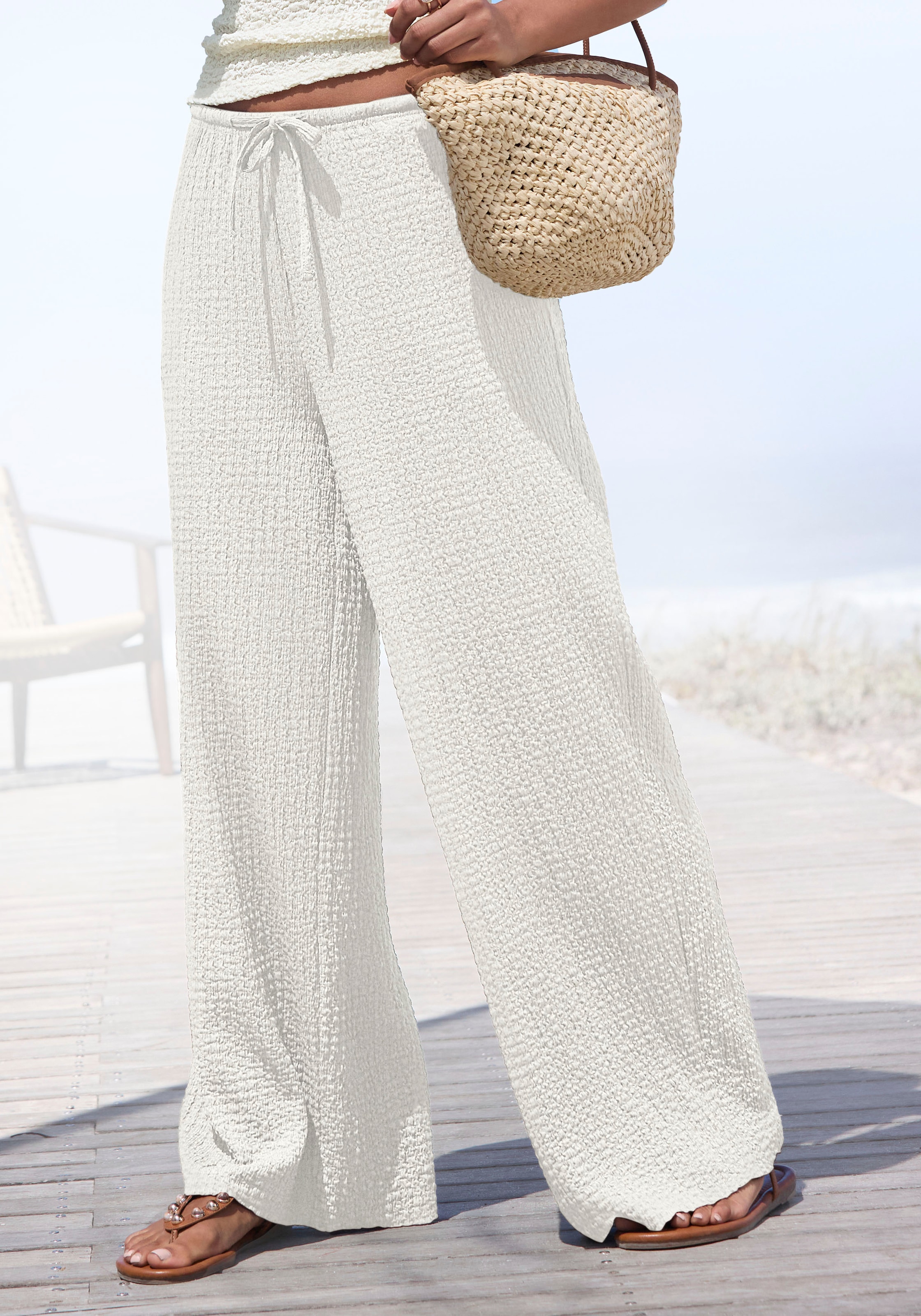 LASCANA Schlupfhose »bügelfrei mit weitem Bein«  aus bequemen Stoff mit Kordelzug, Sommerhose, Strandhose